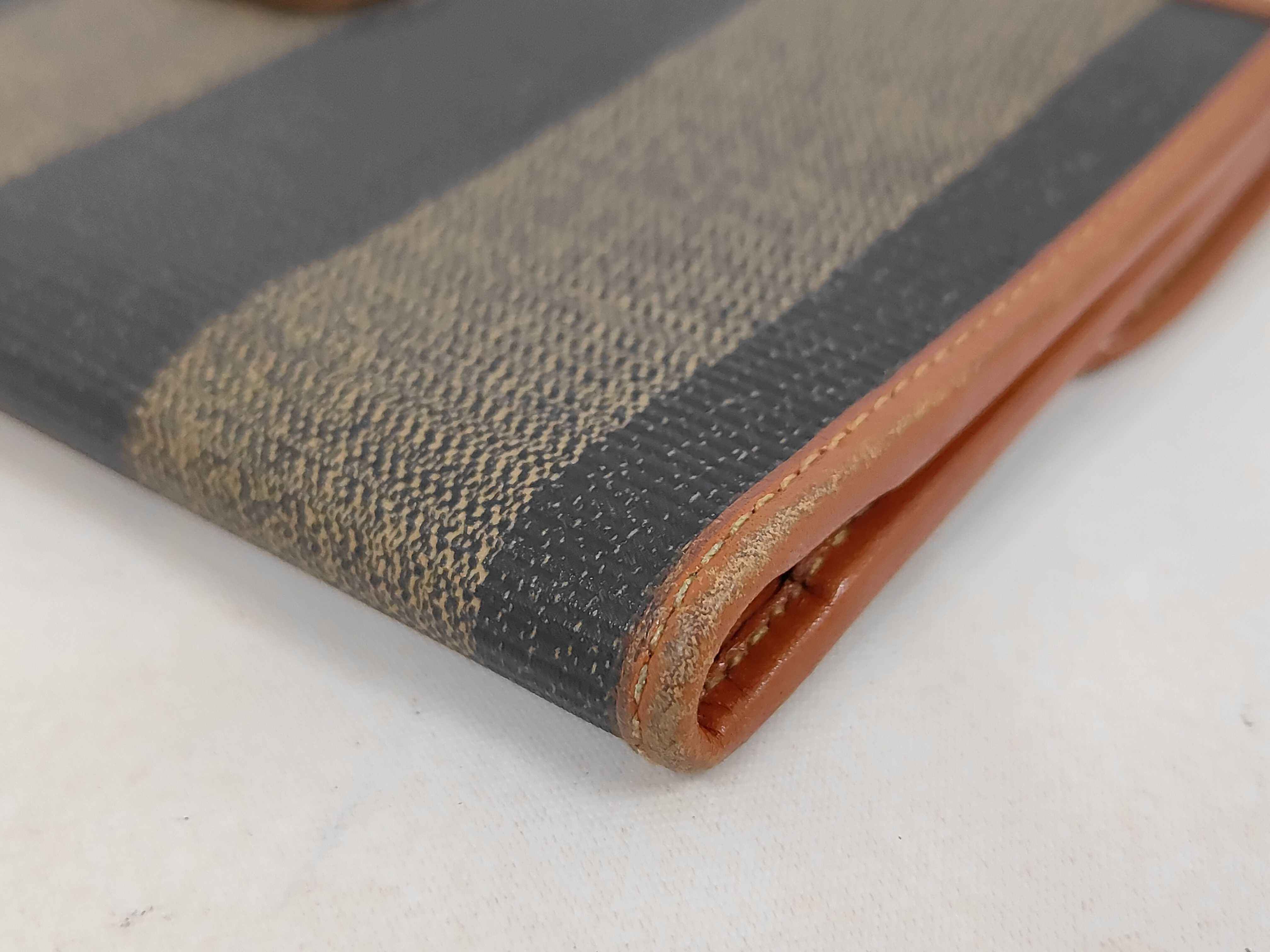 Pecan Wallet — view 3