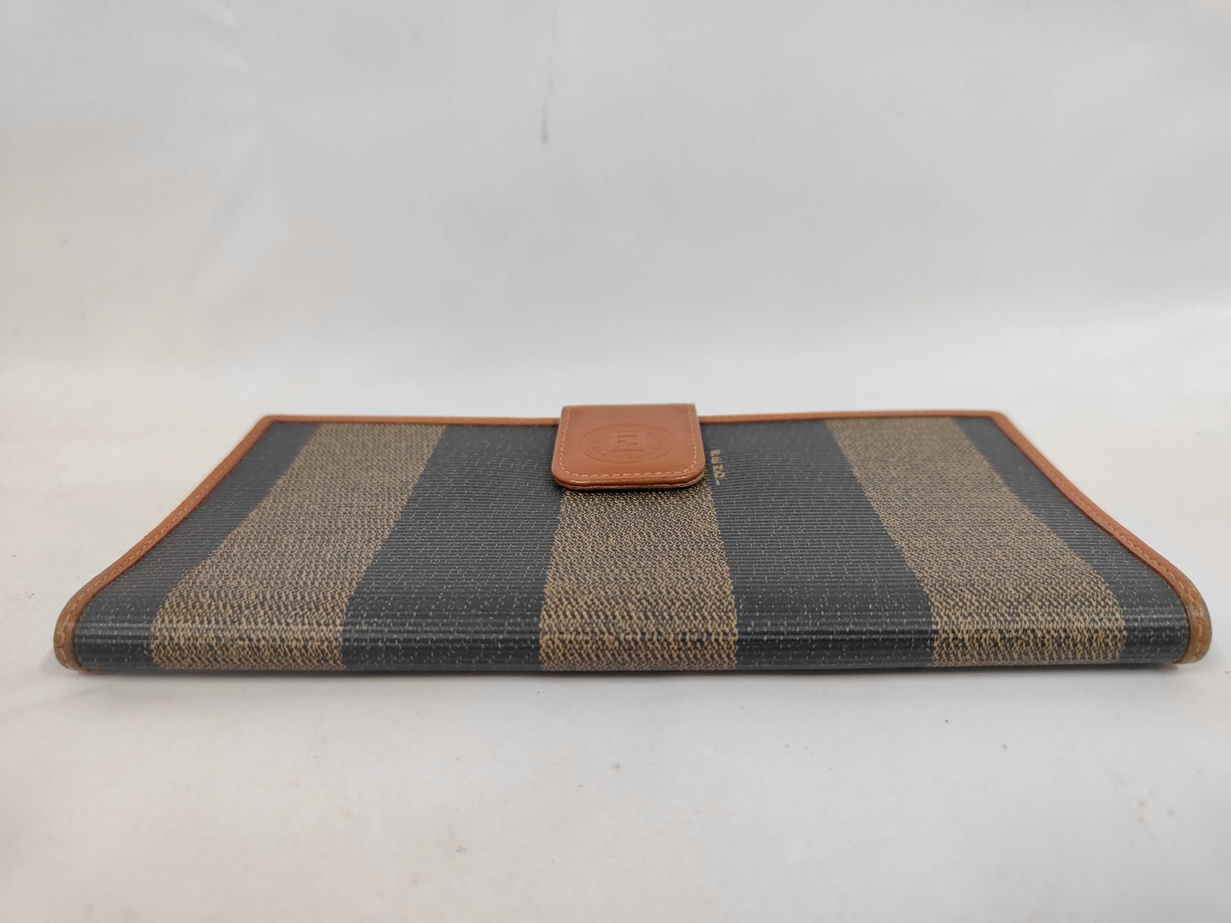 Pecan Wallet — view 4
