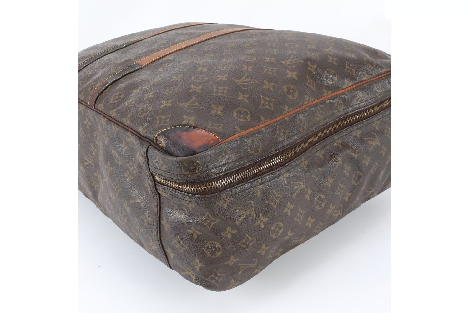 Monogram Sirius 60 M41402 Leather Boston Bag — view 5
