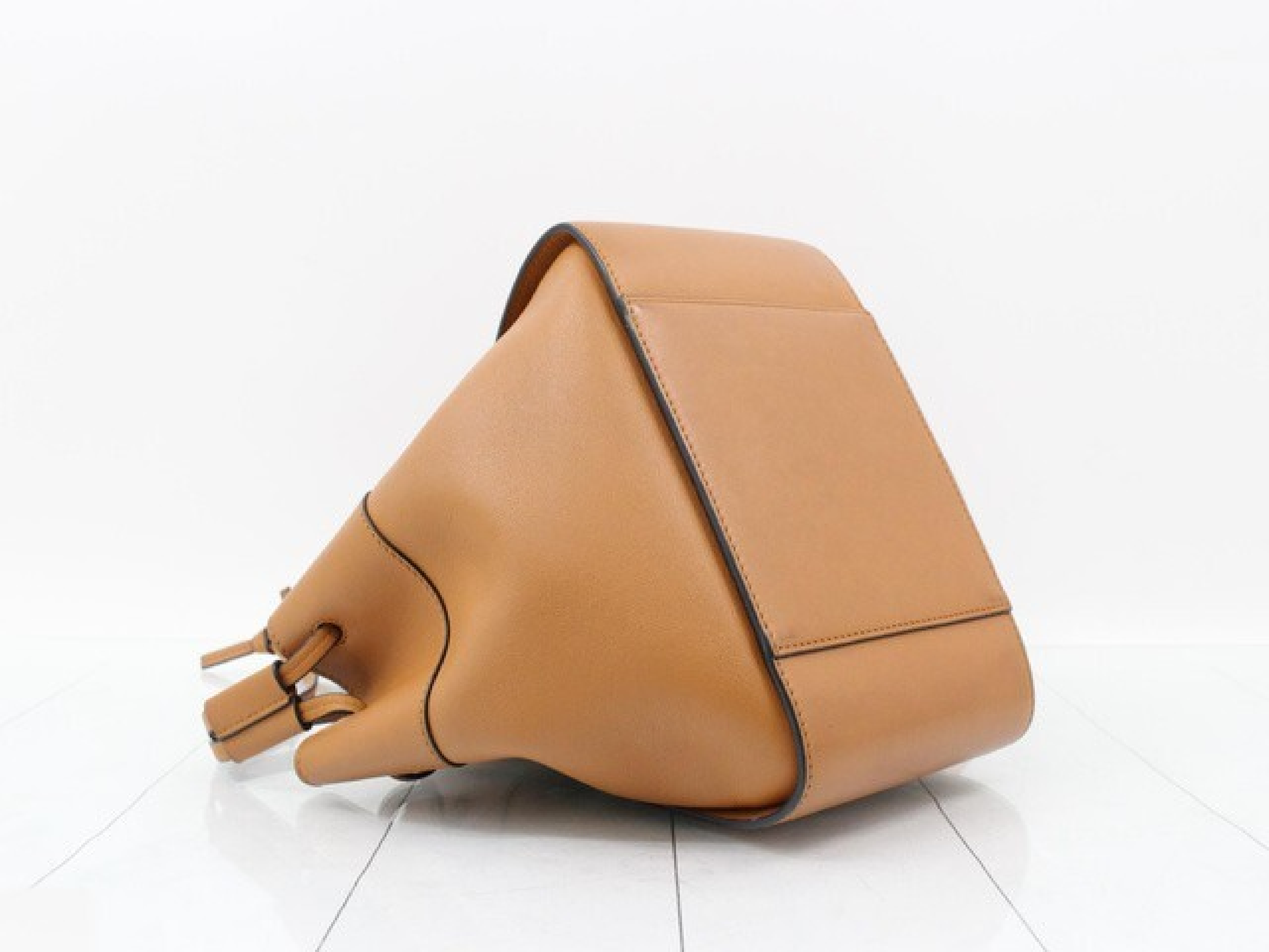 Hammock Drawstring Small Shoulder Bag with Dust Bag — view 3