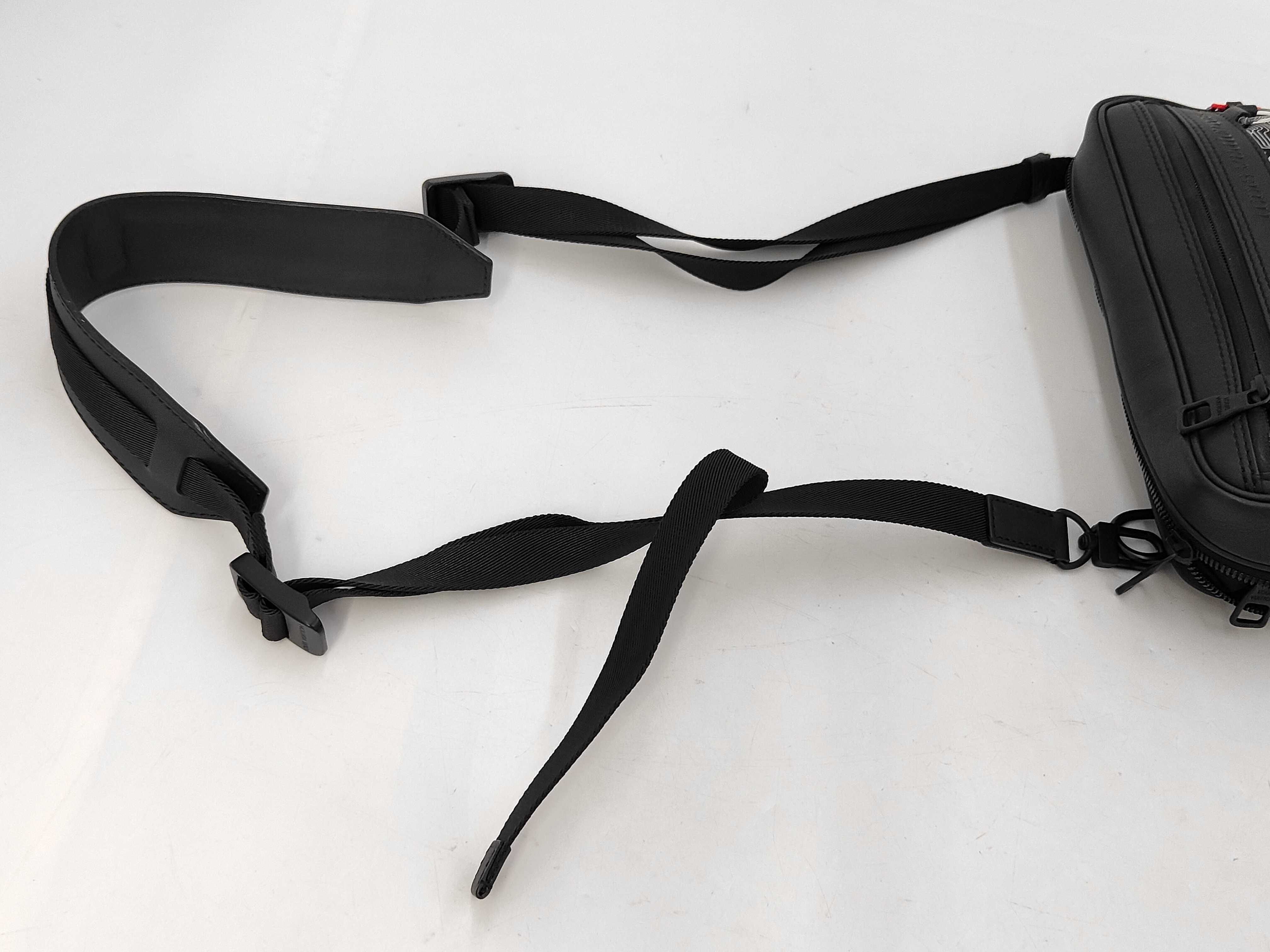 2054 Black Canvas Shoulder Bag — view 5