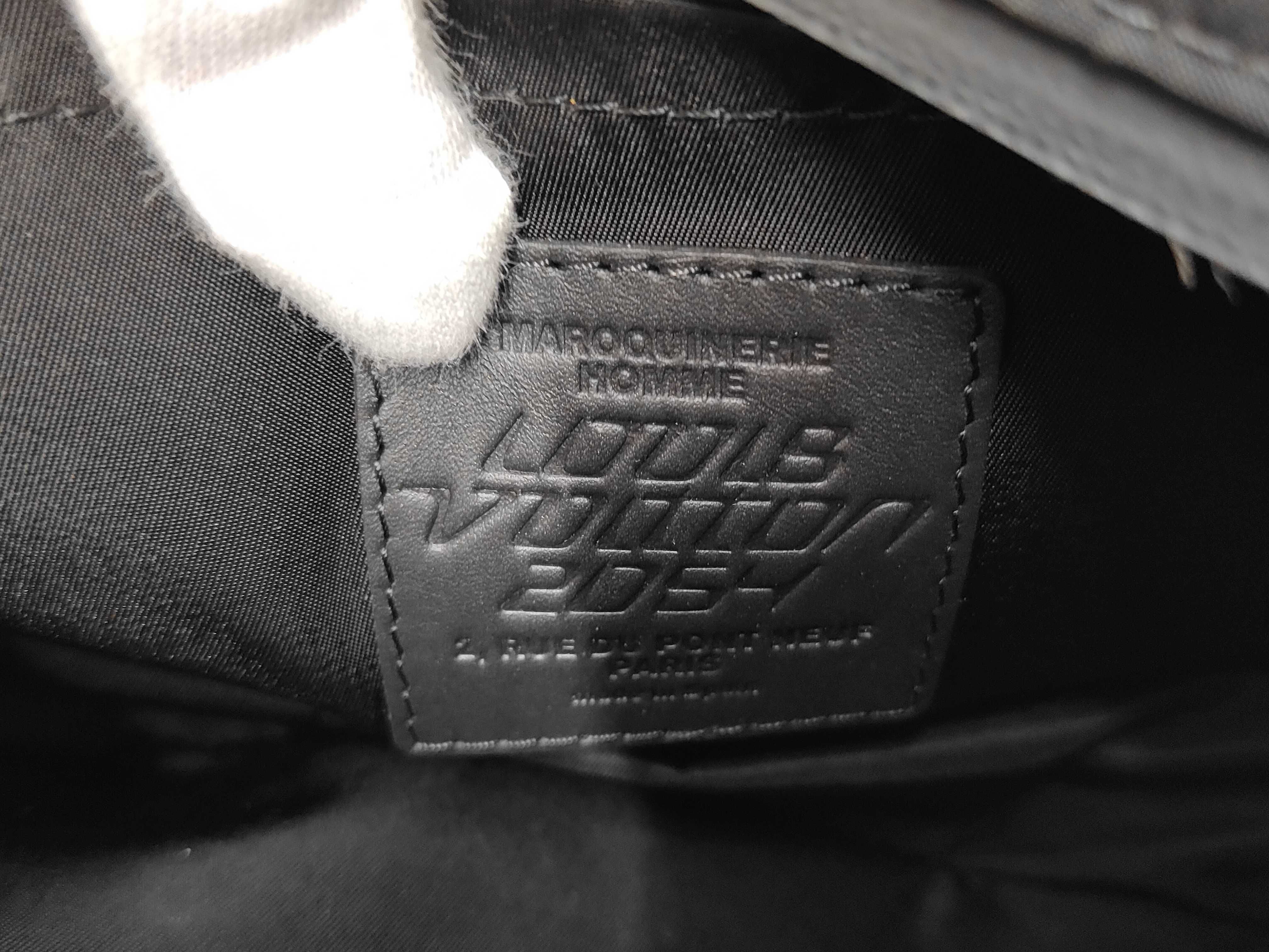 2054 Black Canvas Shoulder Bag — view 9