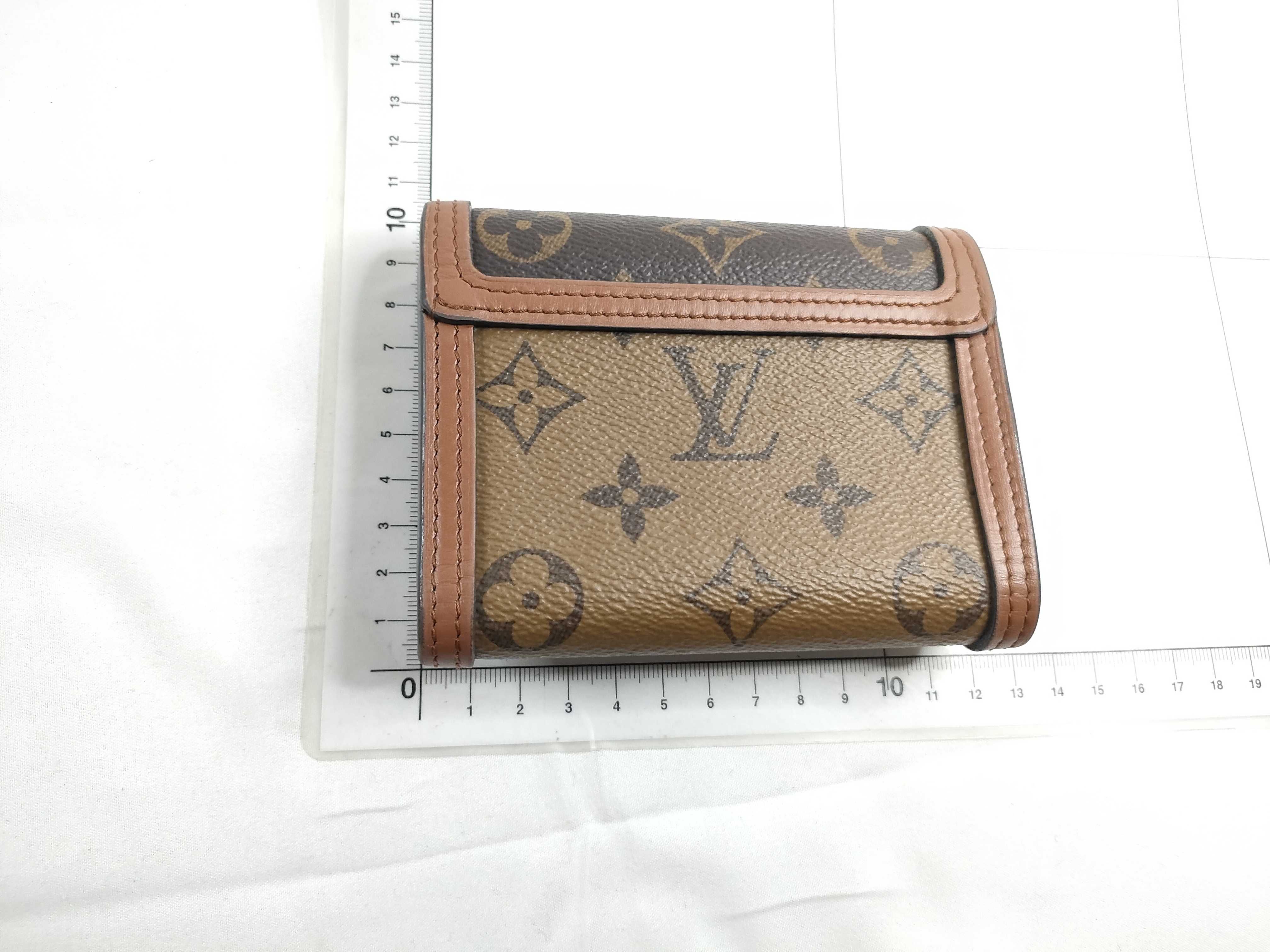 Monogram Reverse Portefeuille Dauphine M68725 NFC Engraved (ky24475) Wallet — view 2