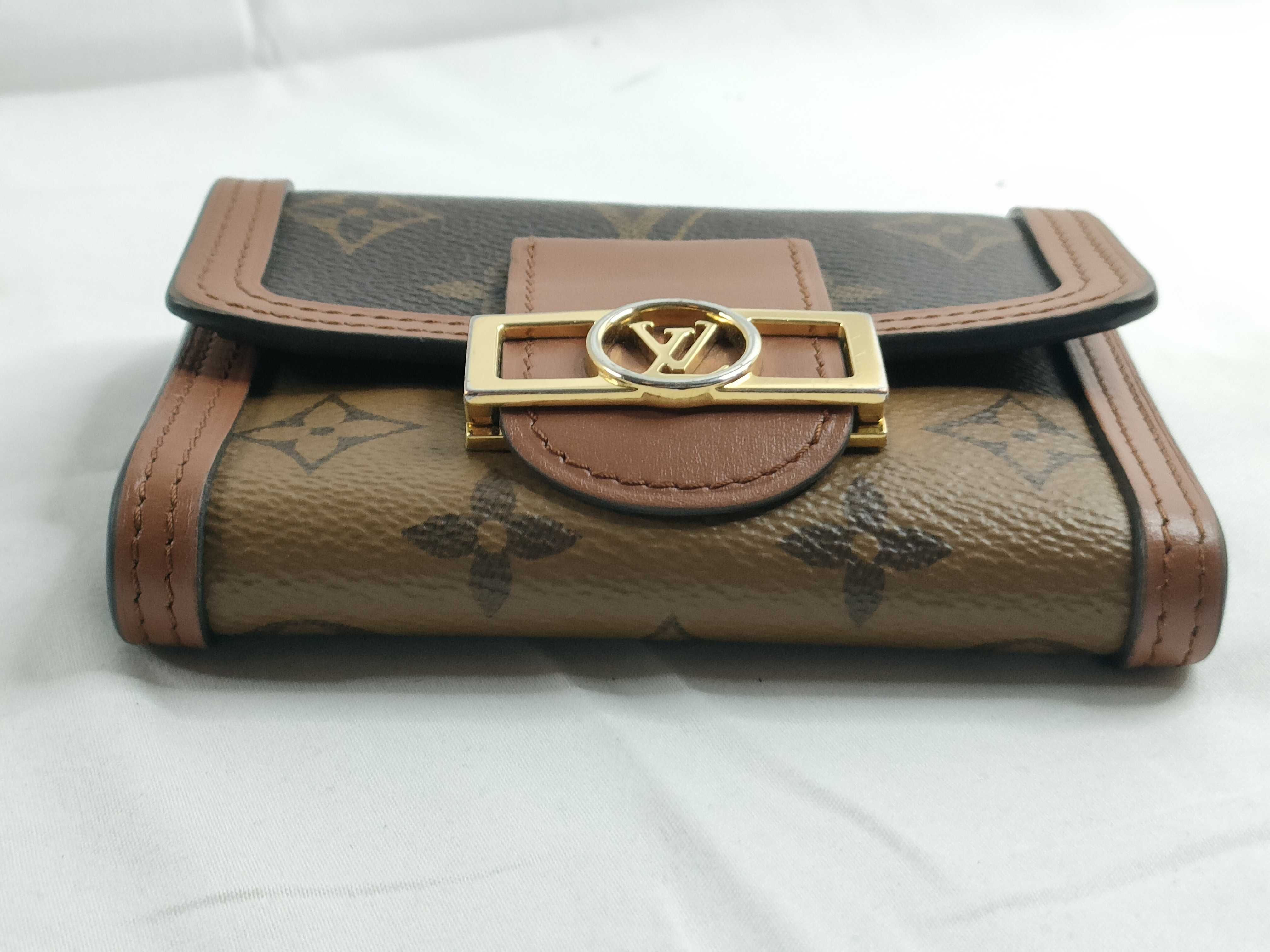 Monogram Reverse Portefeuille Dauphine M68725 NFC Engraved (ky24475) Wallet — view 6