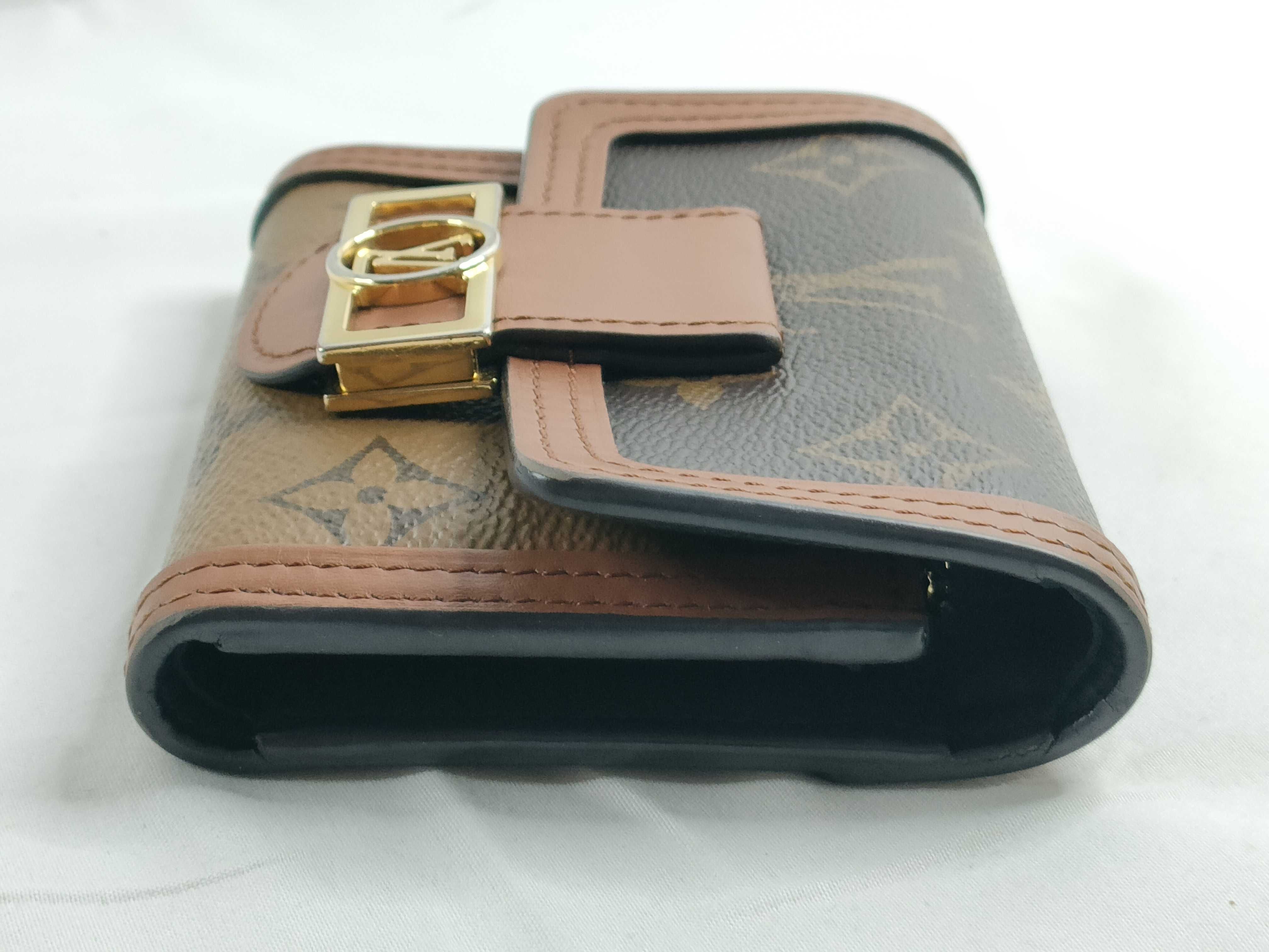 Monogram Reverse Portefeuille Dauphine M68725 NFC Engraved (ky24475) Wallet — view 7