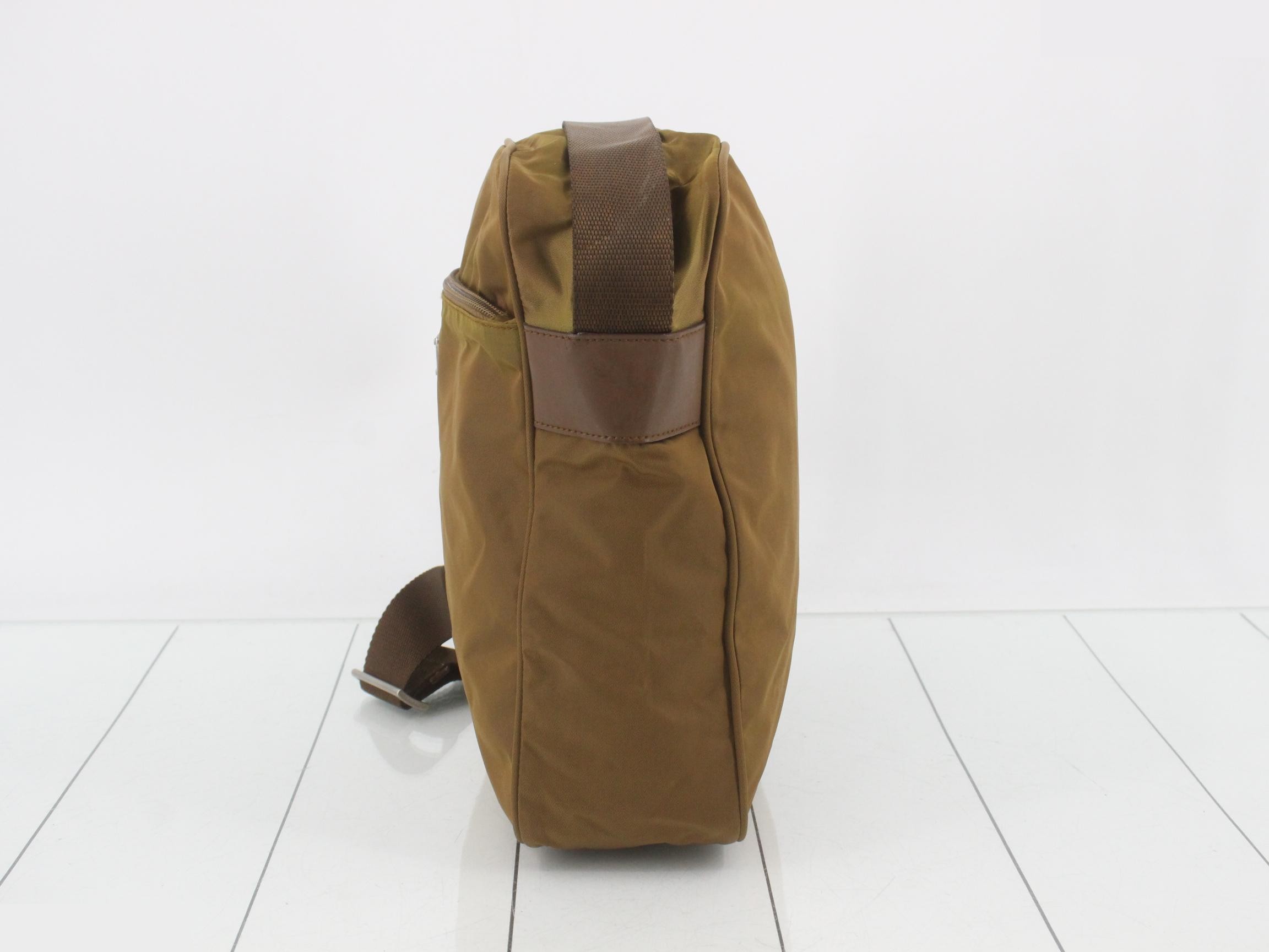 nylon shoulder bag — view 3