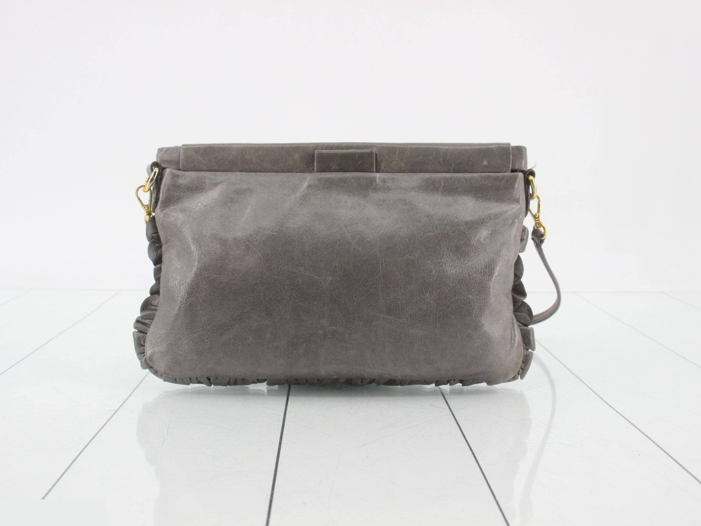 Frill shoulder bag — view 2