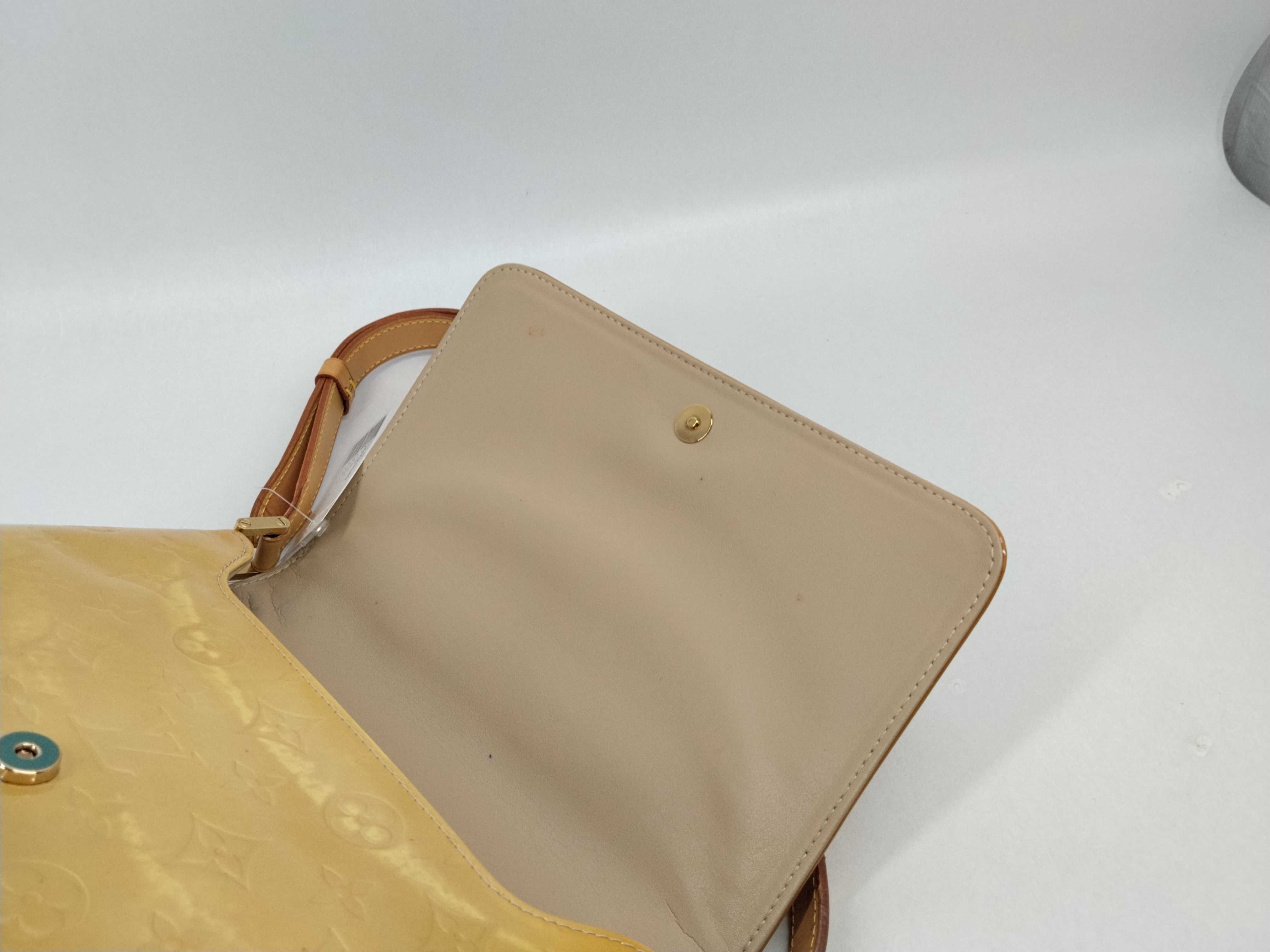 Vernis Thompson Street Shoulder Bag — view 7