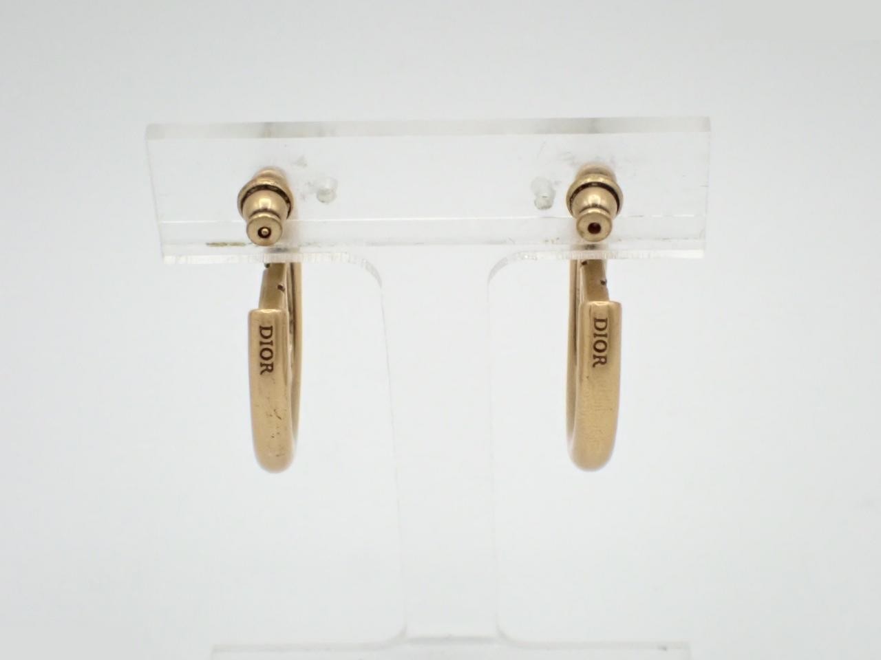 earrings — view 2