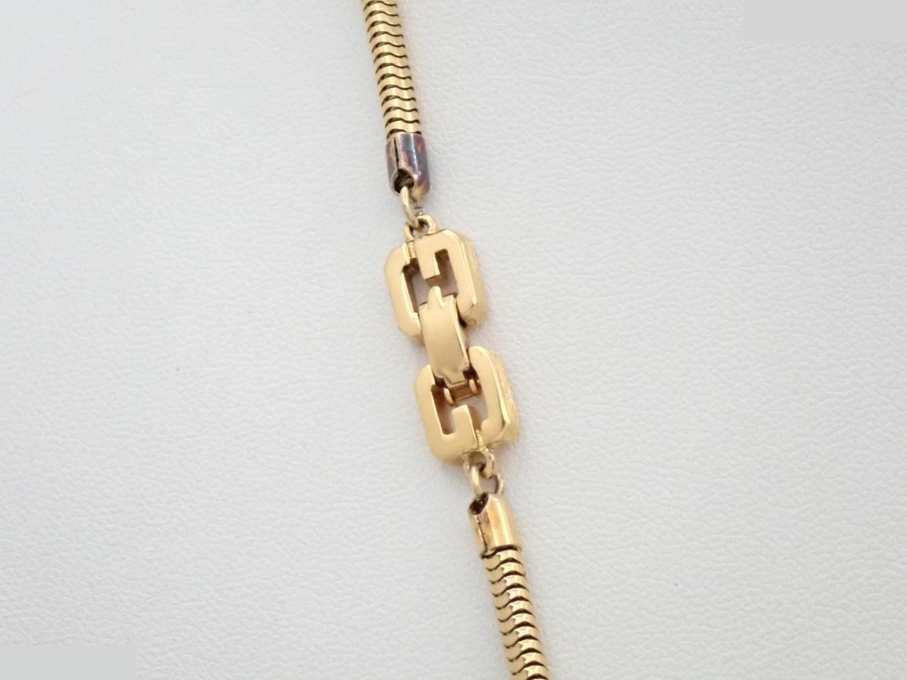 Other lines: Precious metals, necklaces, pendants, chains approximately 60cm long. — view 2