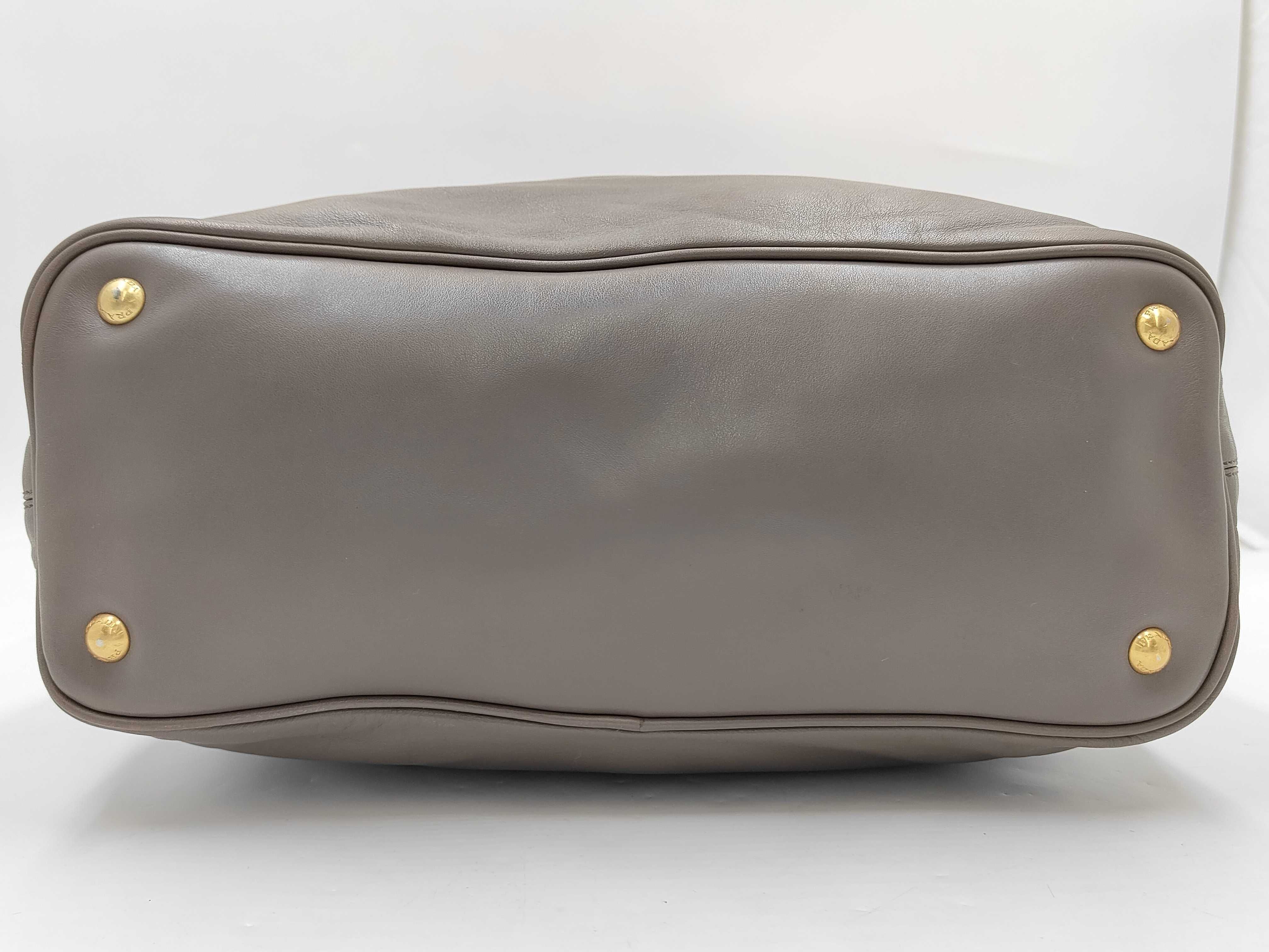 Vitello Daino Tote Bag (Handbag) — view 6