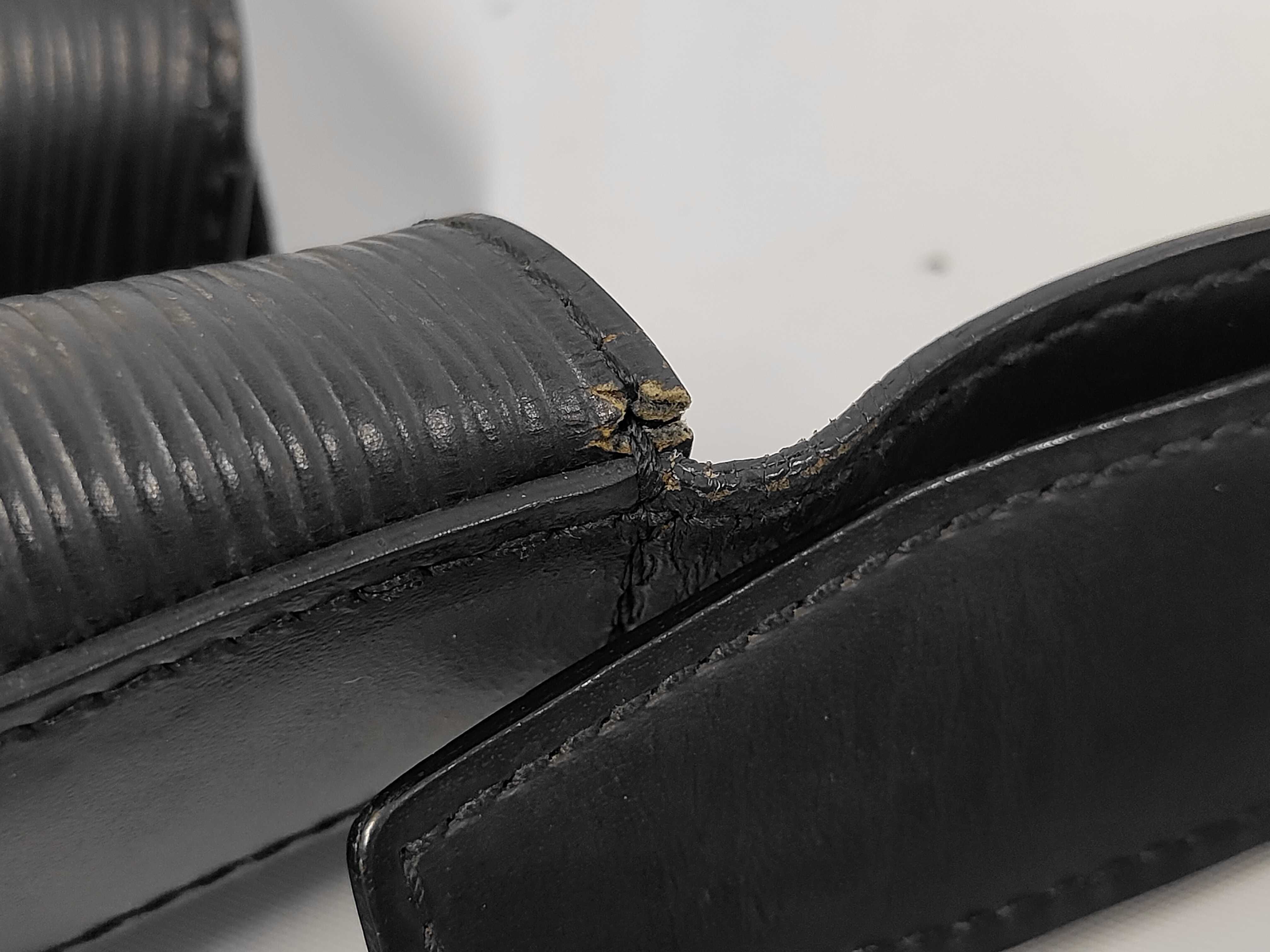 Epi Sac Depaule Shoulder Bag — view 6