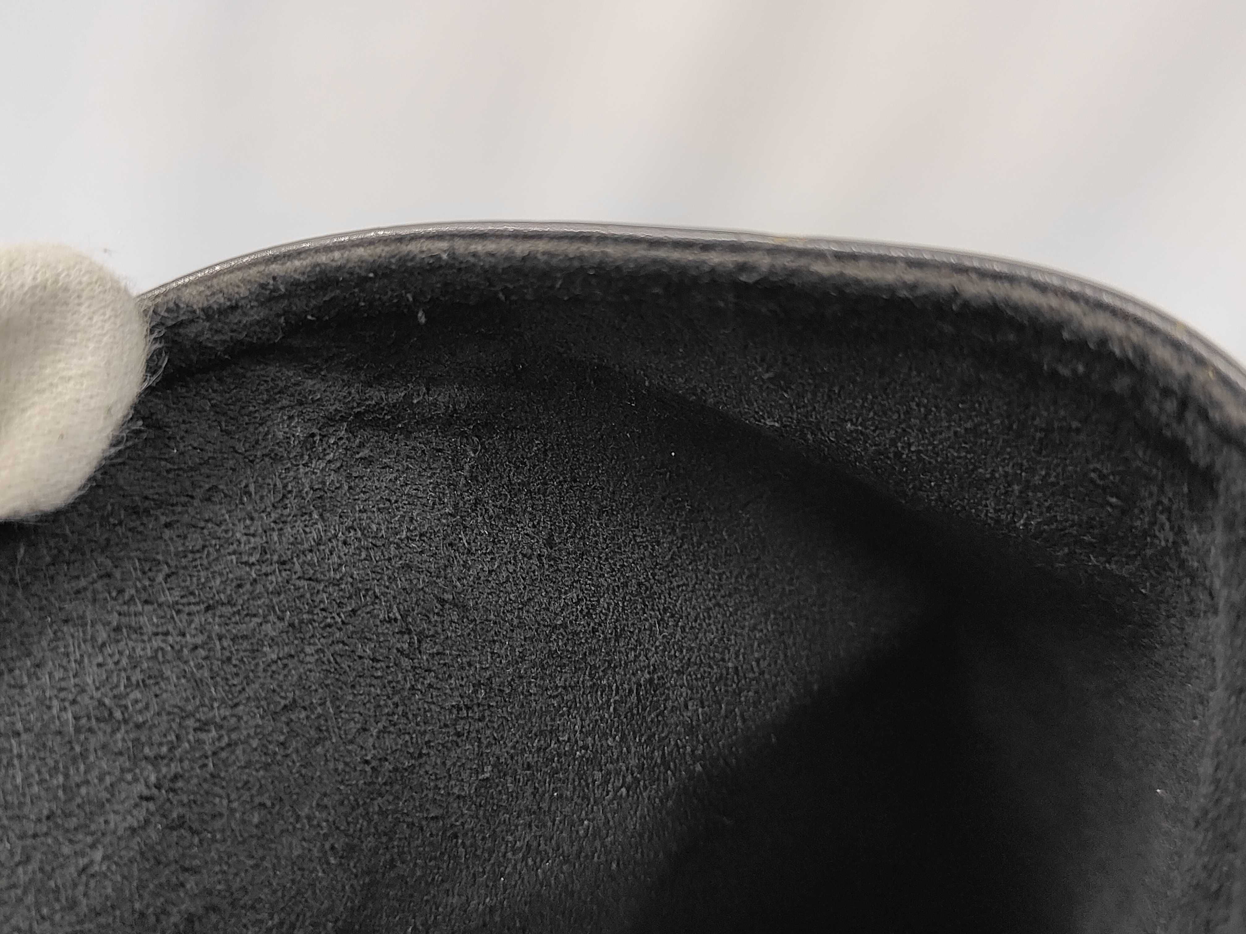 Epi Sac Depaule Shoulder Bag — view 10