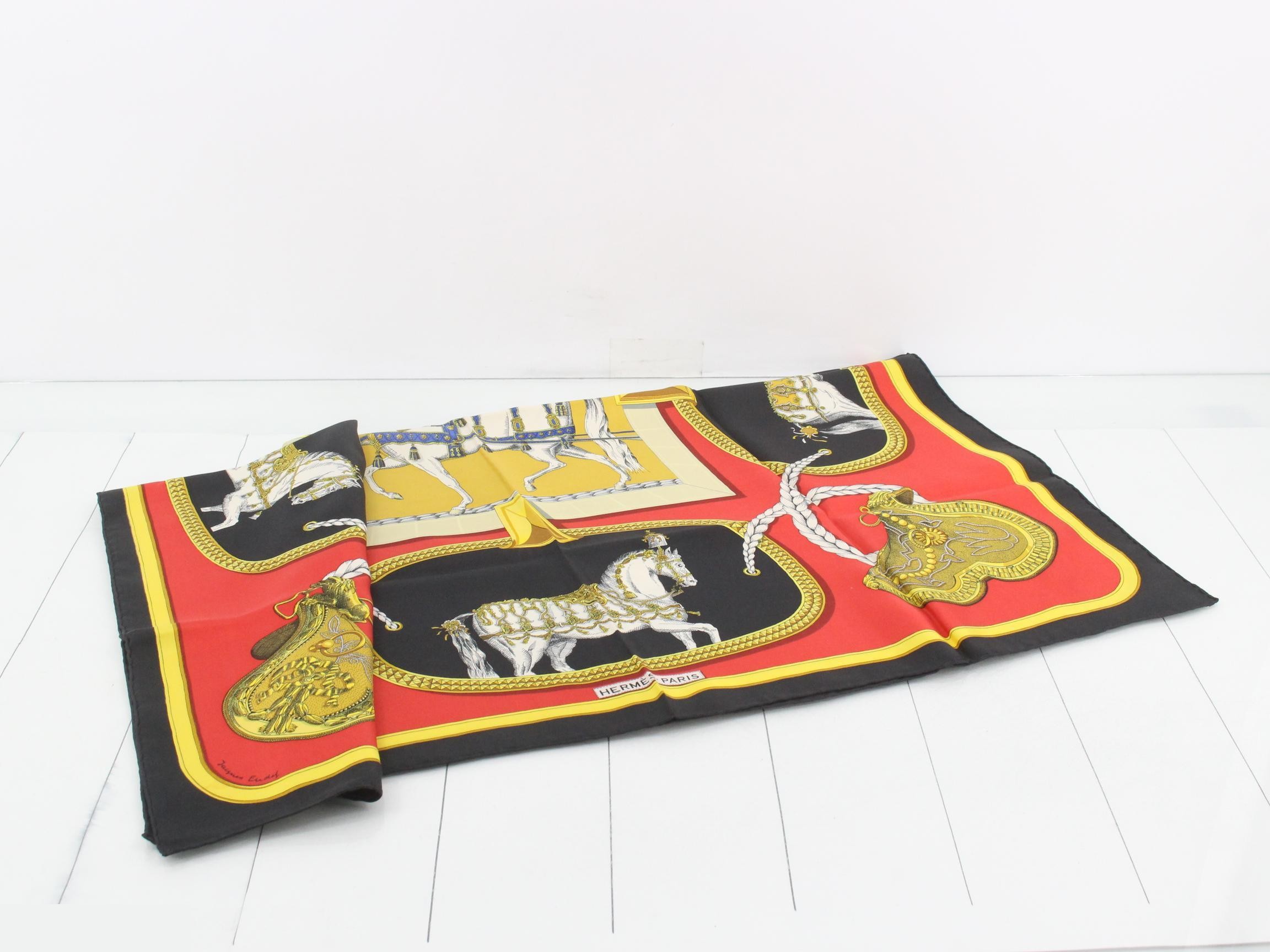 scarf — view 3