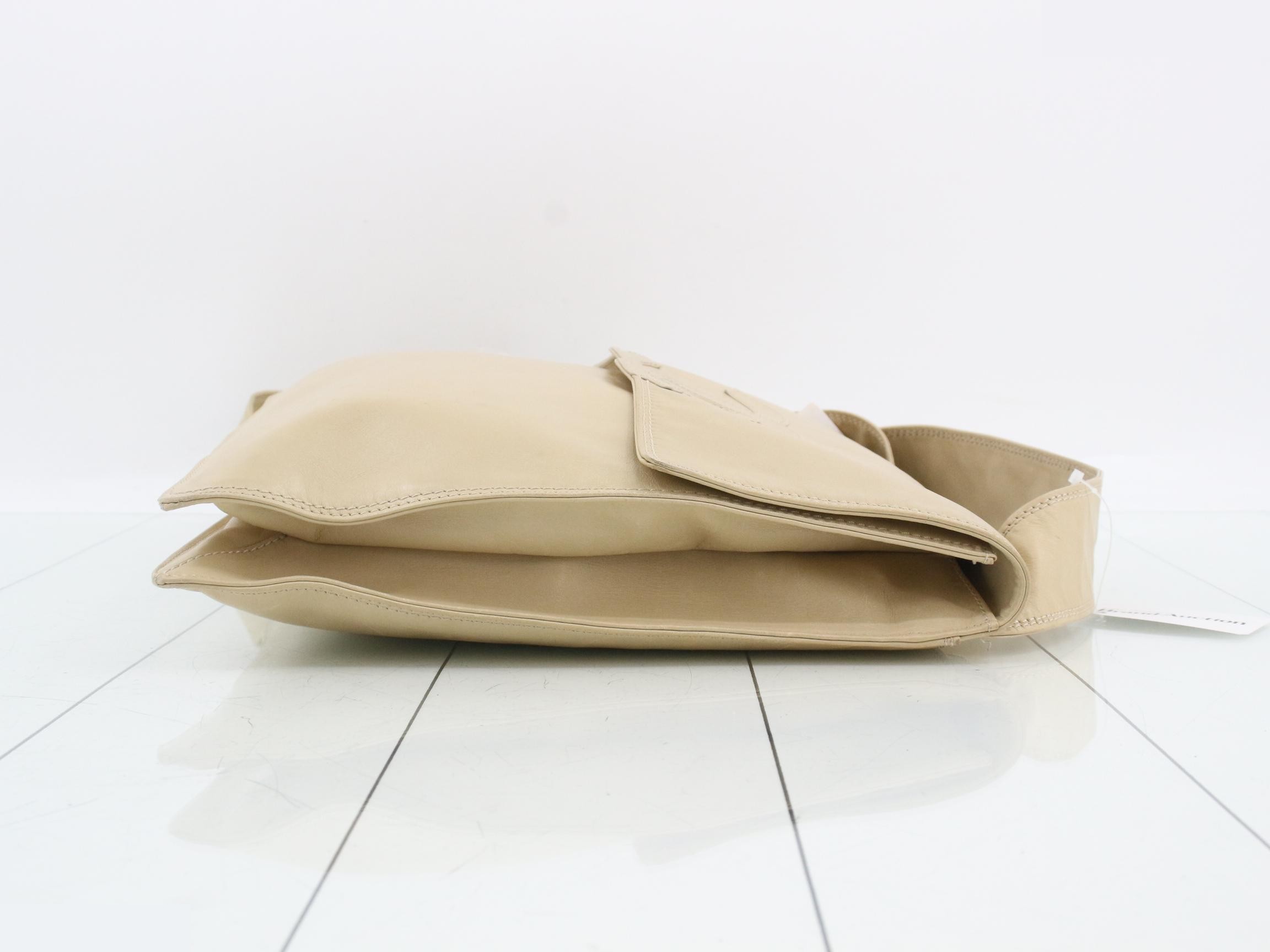 Leather Coco Mark Shoulder Bag, Beige — view 3