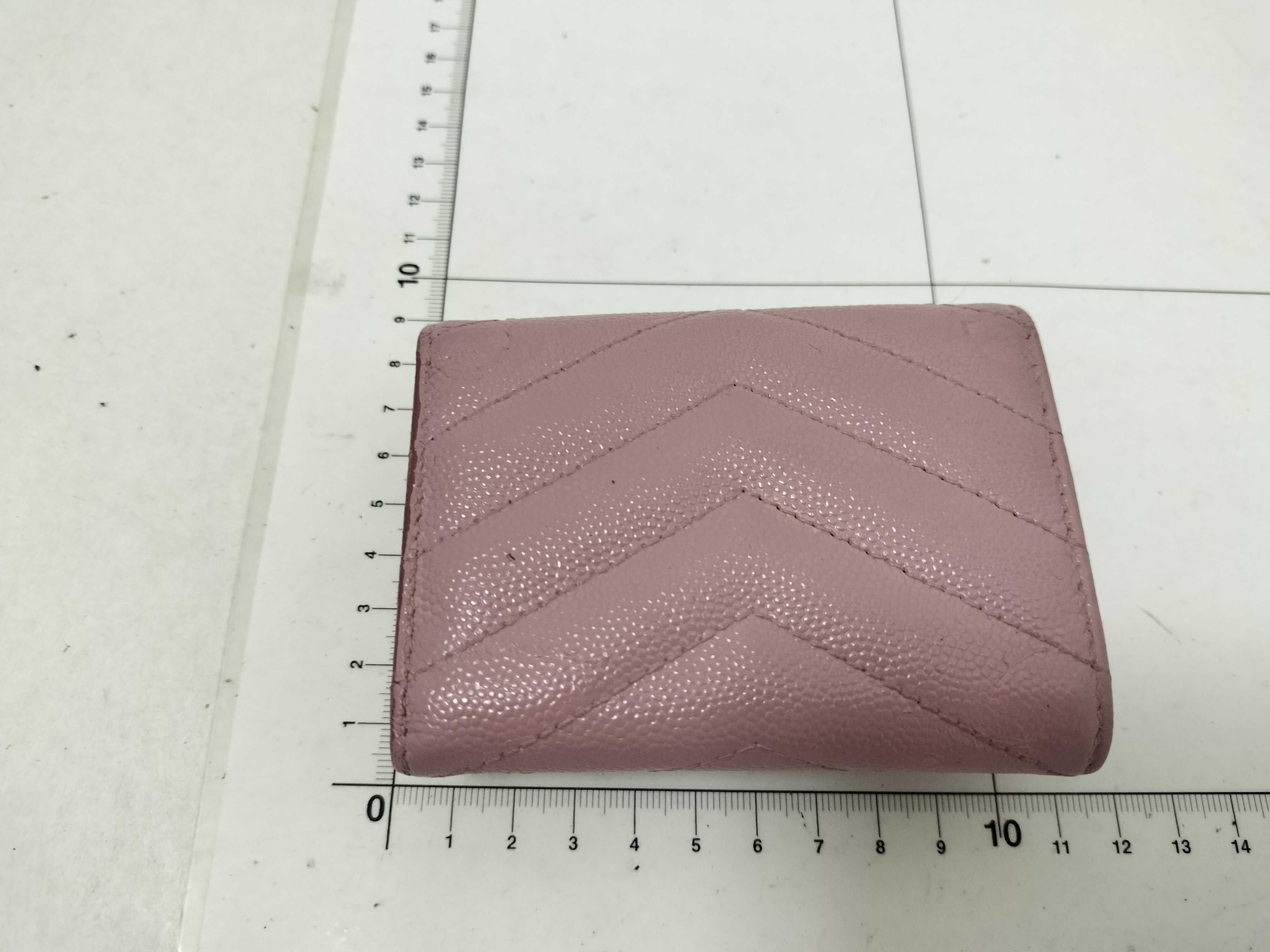 wallet — view 2