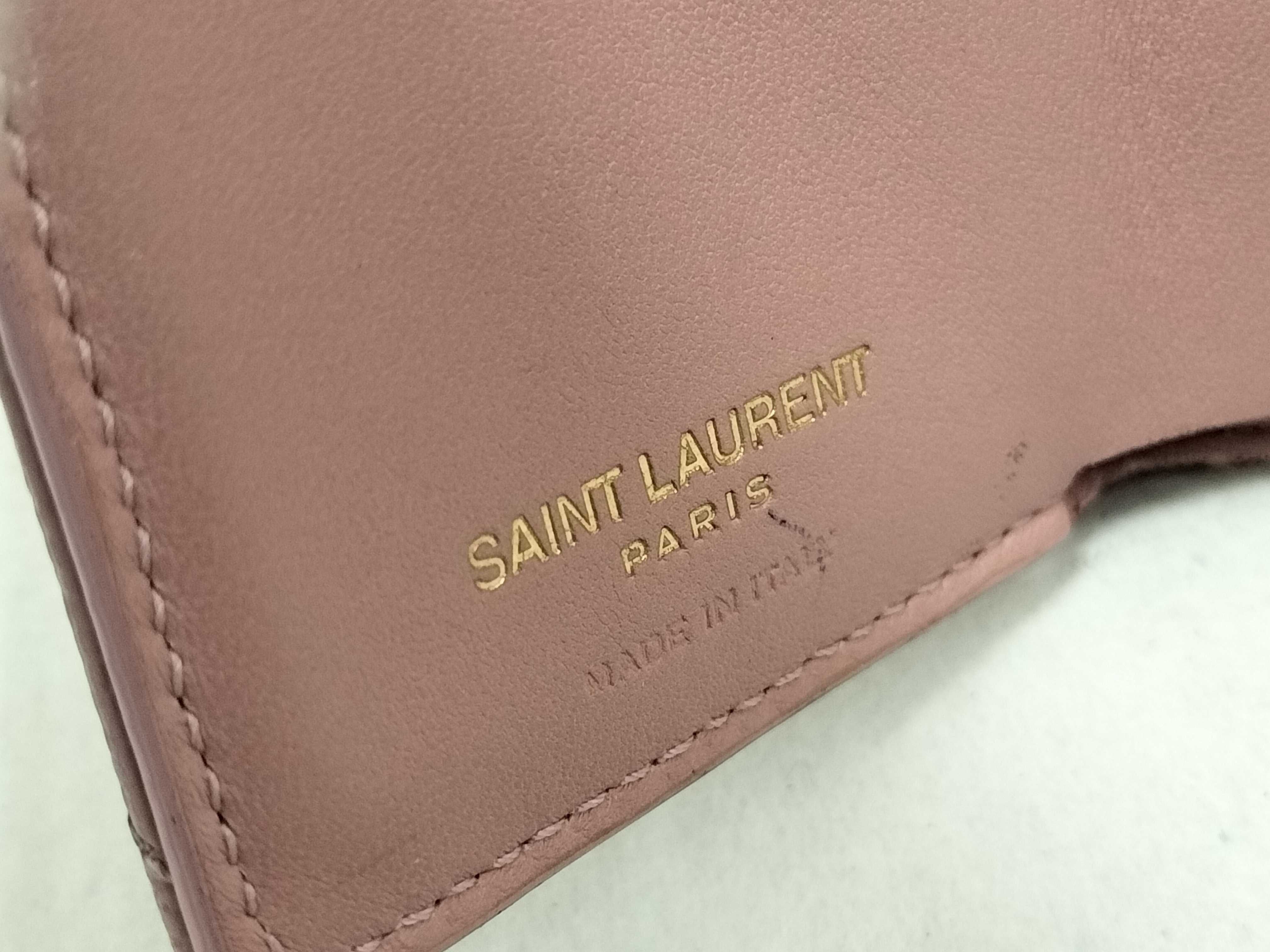 wallet — view 12