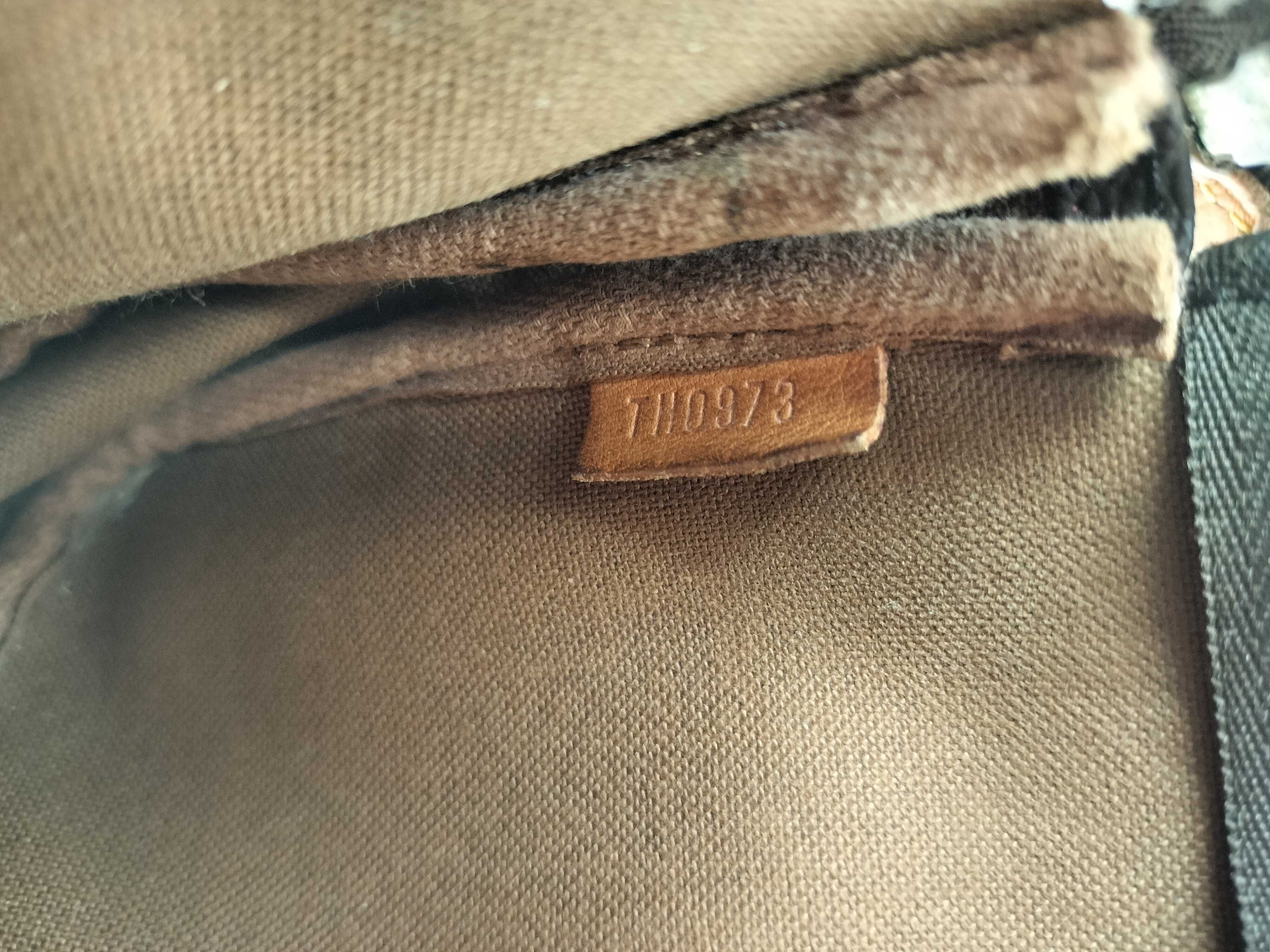 Monogram M40712 Pochette Accessoires Pouch — view 15