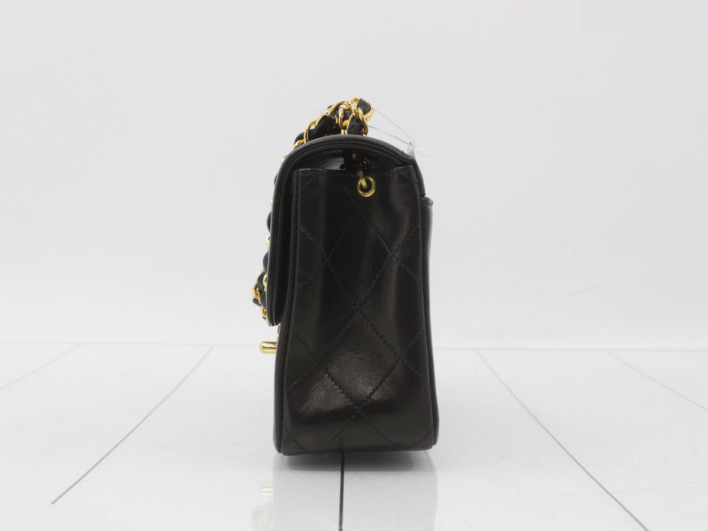 Matelassé 17 Chain Mini Bag, Lambskin, Black, Series 3, 17 x 12 x 6 cm — view 3