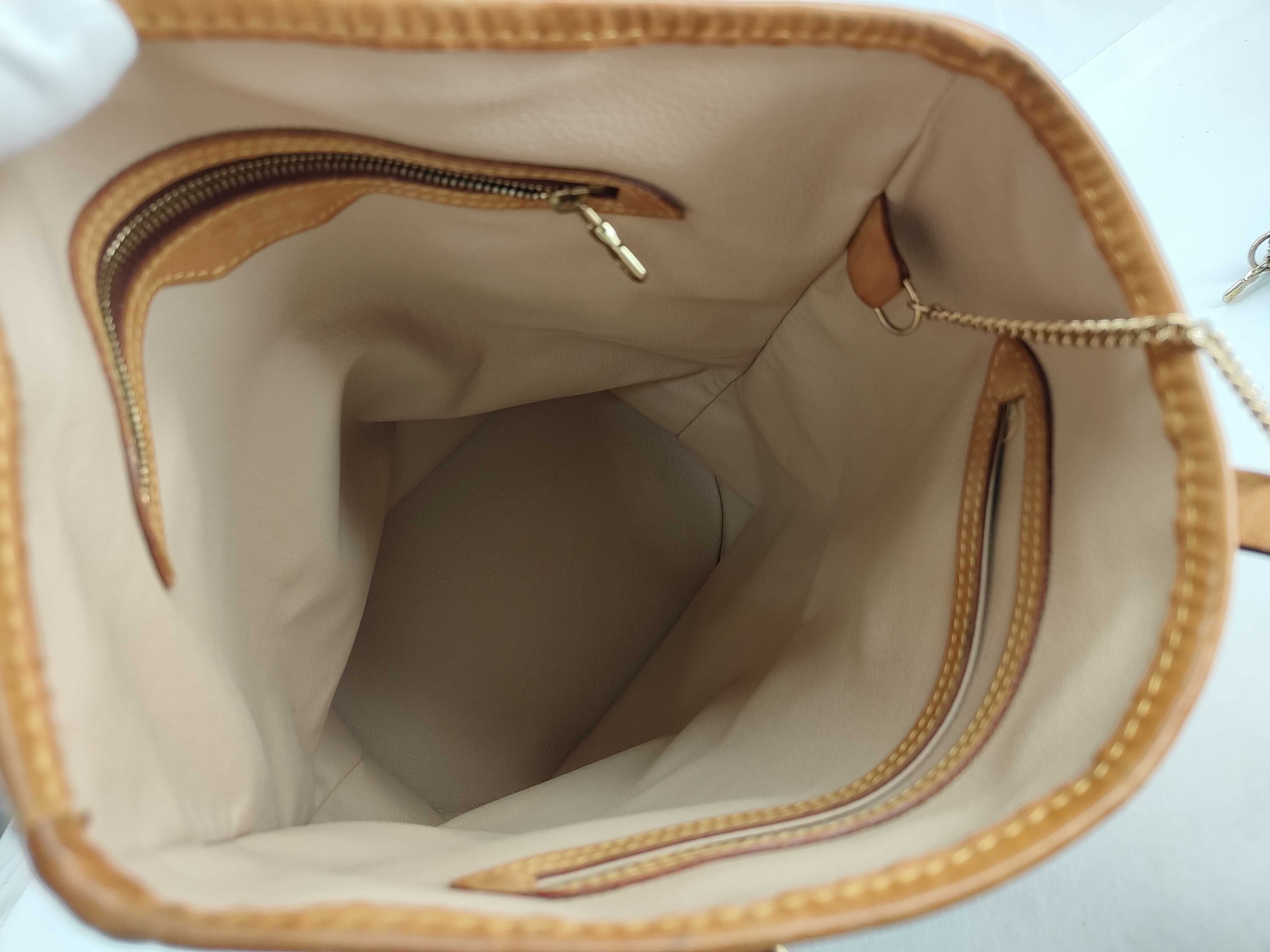 Monogram Bucket GM DK0152 Tote Bag with Pouch — view 11