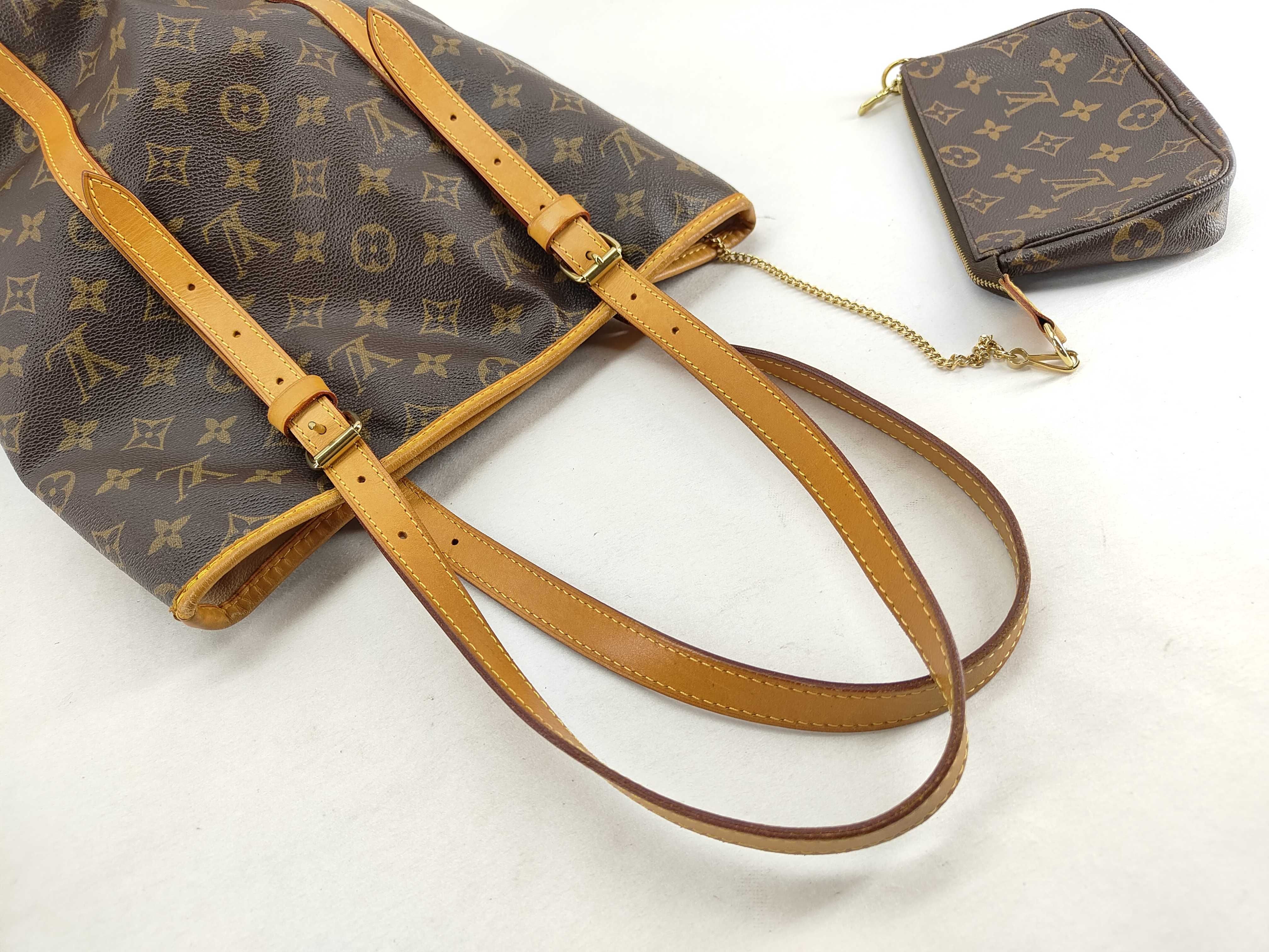 Monogram Bucket GM DK0152 Tote Bag with Pouch — view 4