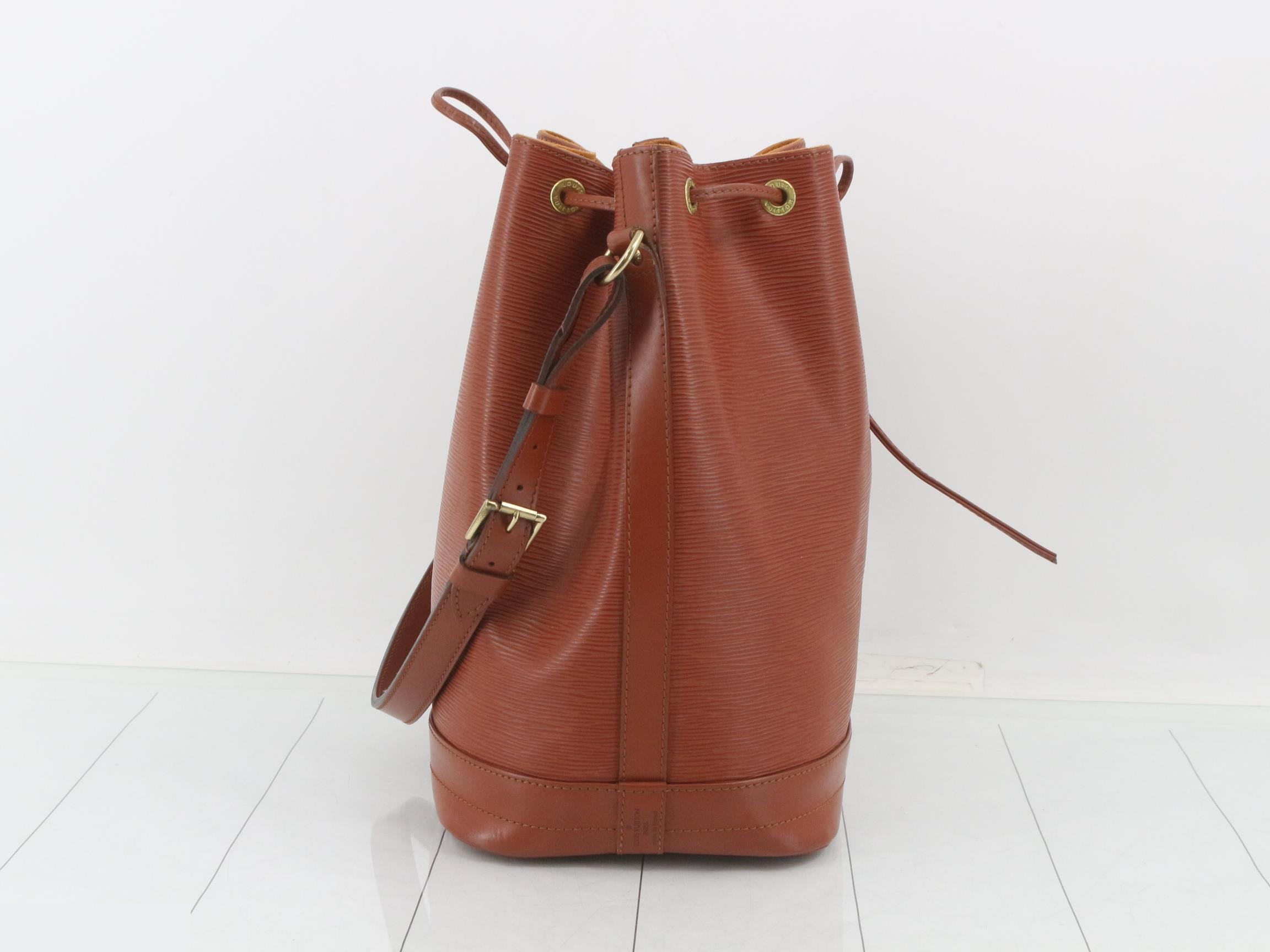 Epi Noe Kenyan Brown Shoulder Bag — view 4