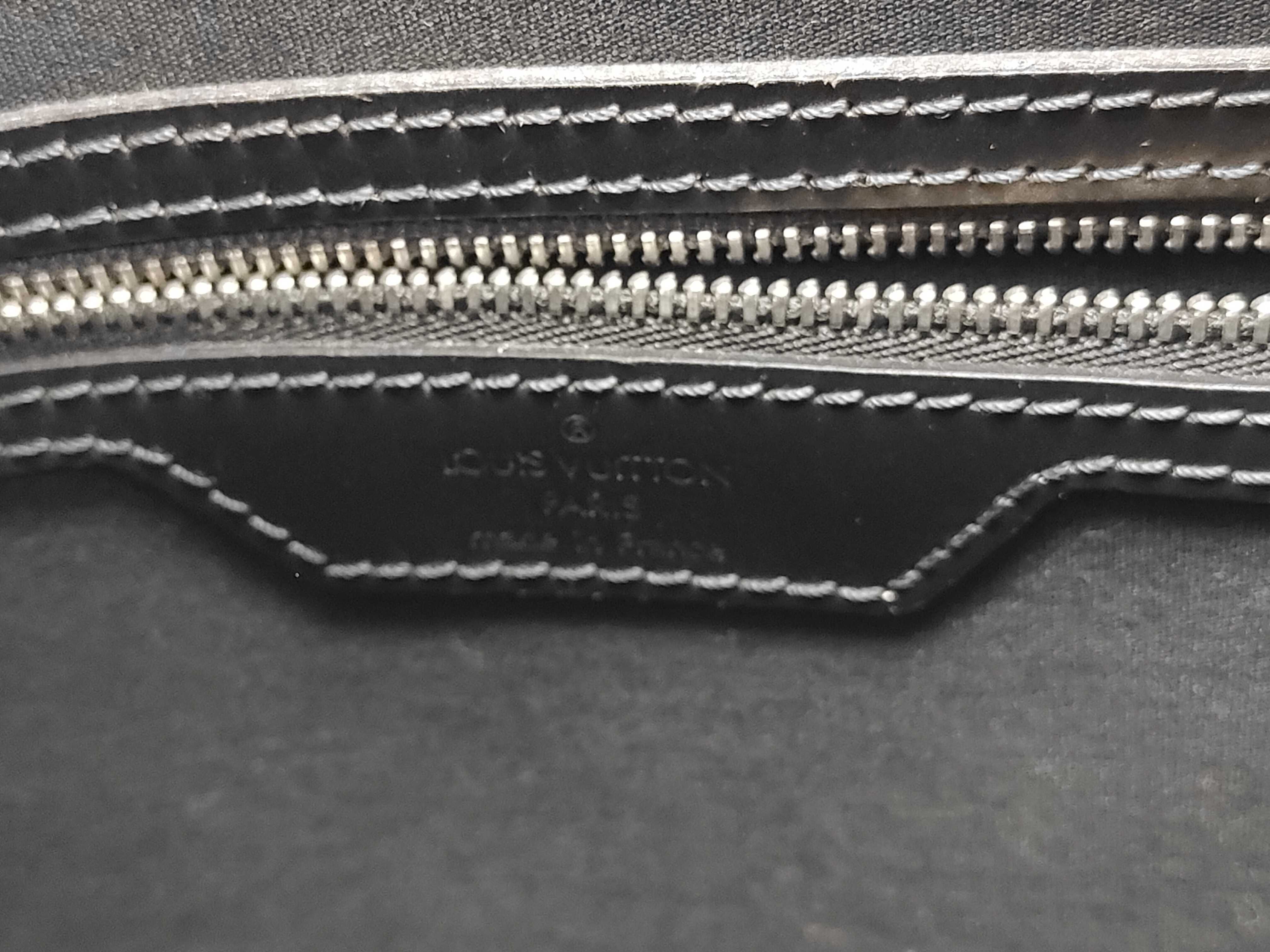 Monogram Matte LV Wilwood Tote Bag — view 11