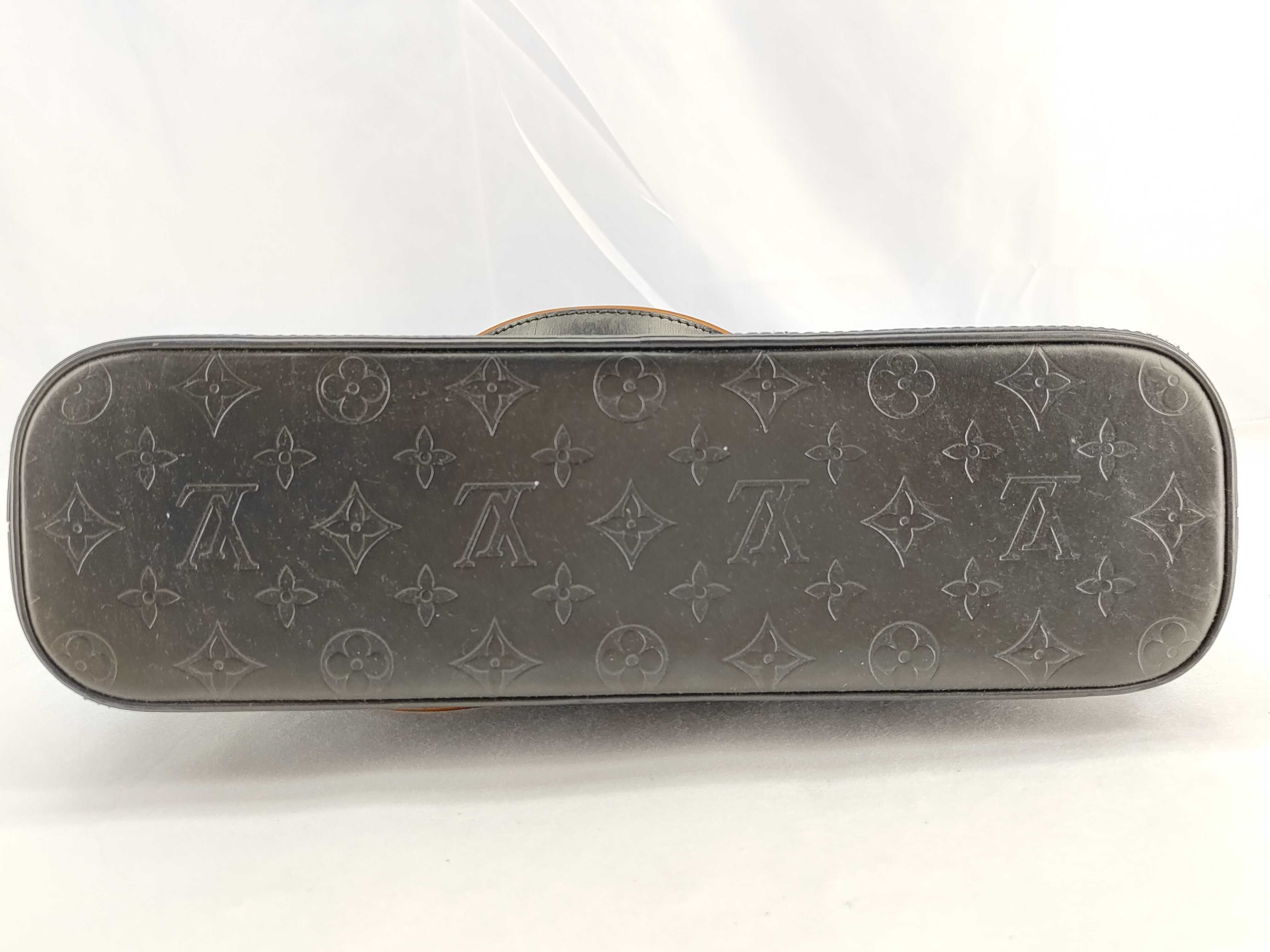 Monogram Matte LV Wilwood Tote Bag — view 9