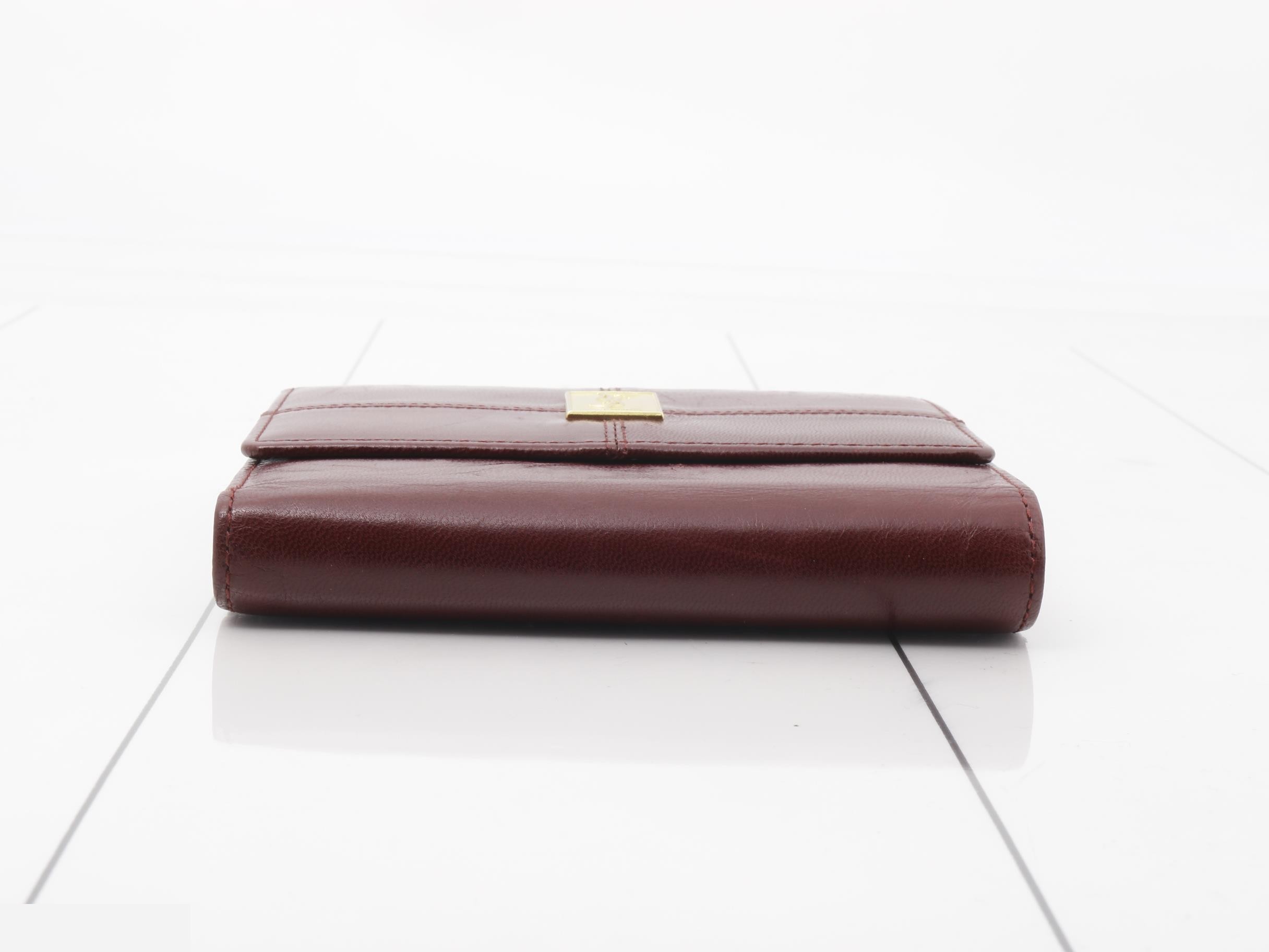Other lines: Bags and Wallets — view 3