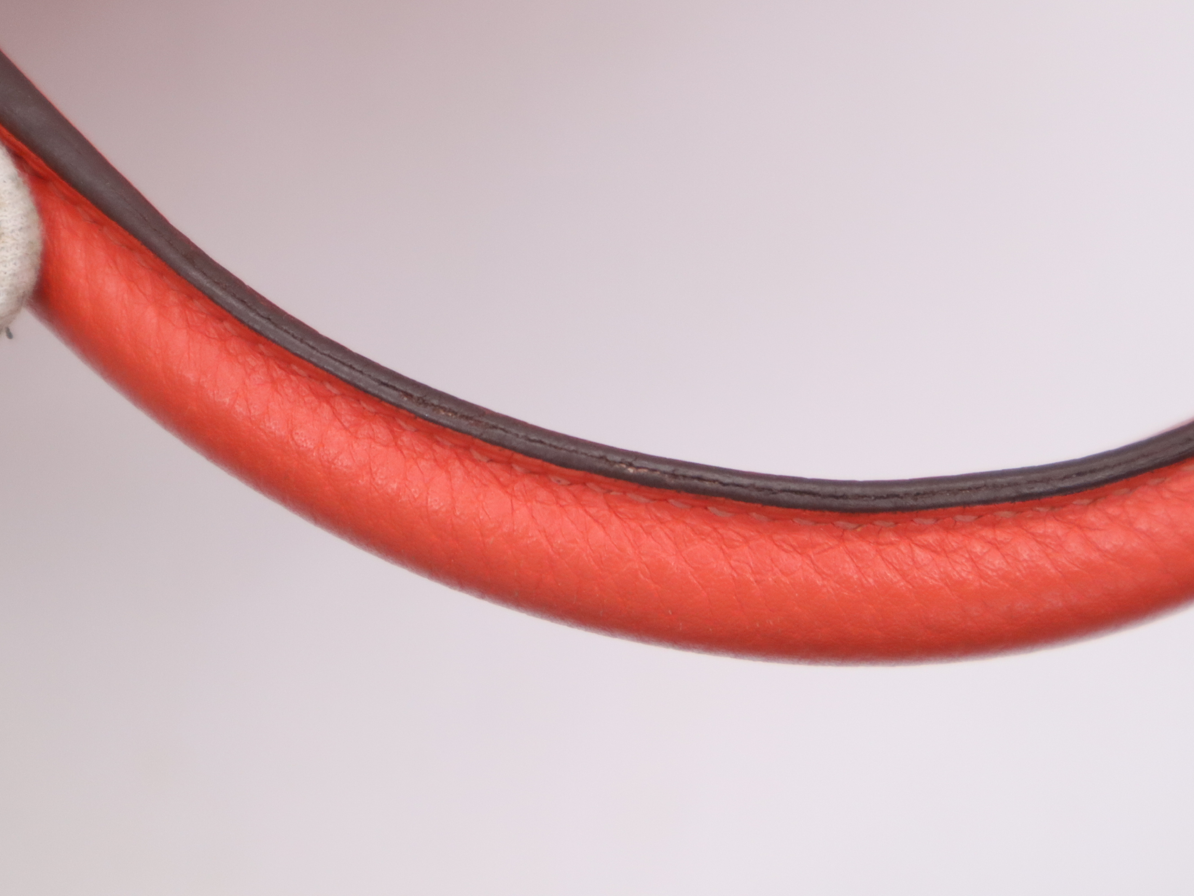 Kelly 35 in Taurillon Clemence leather, with shoulder strap, padlock, 2 keys, and clochette. Red, silver hardware, T stamp, 1964. Handbag. — view 9