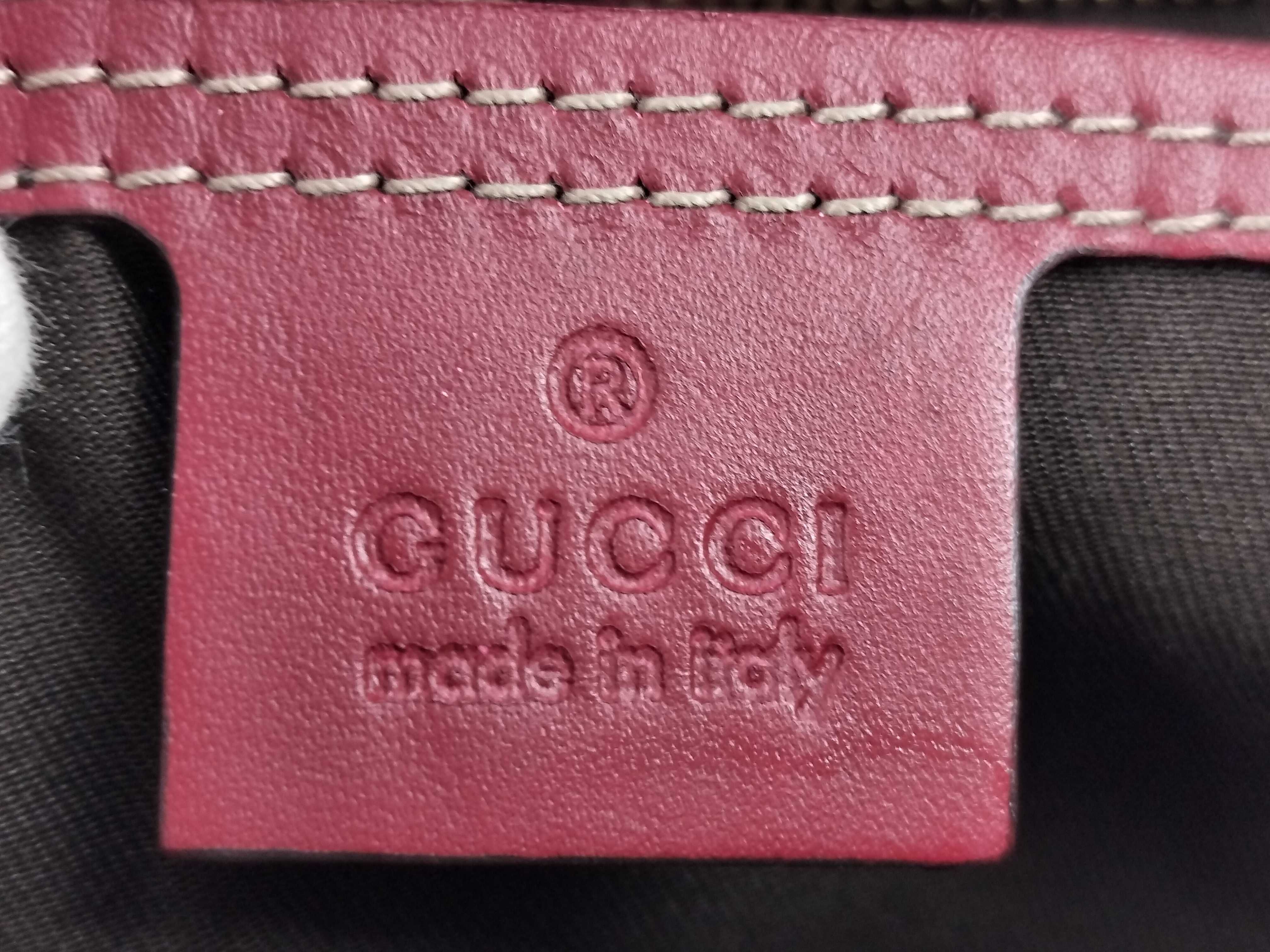 GG Supreme Sherry Shoulder Bag — view 12