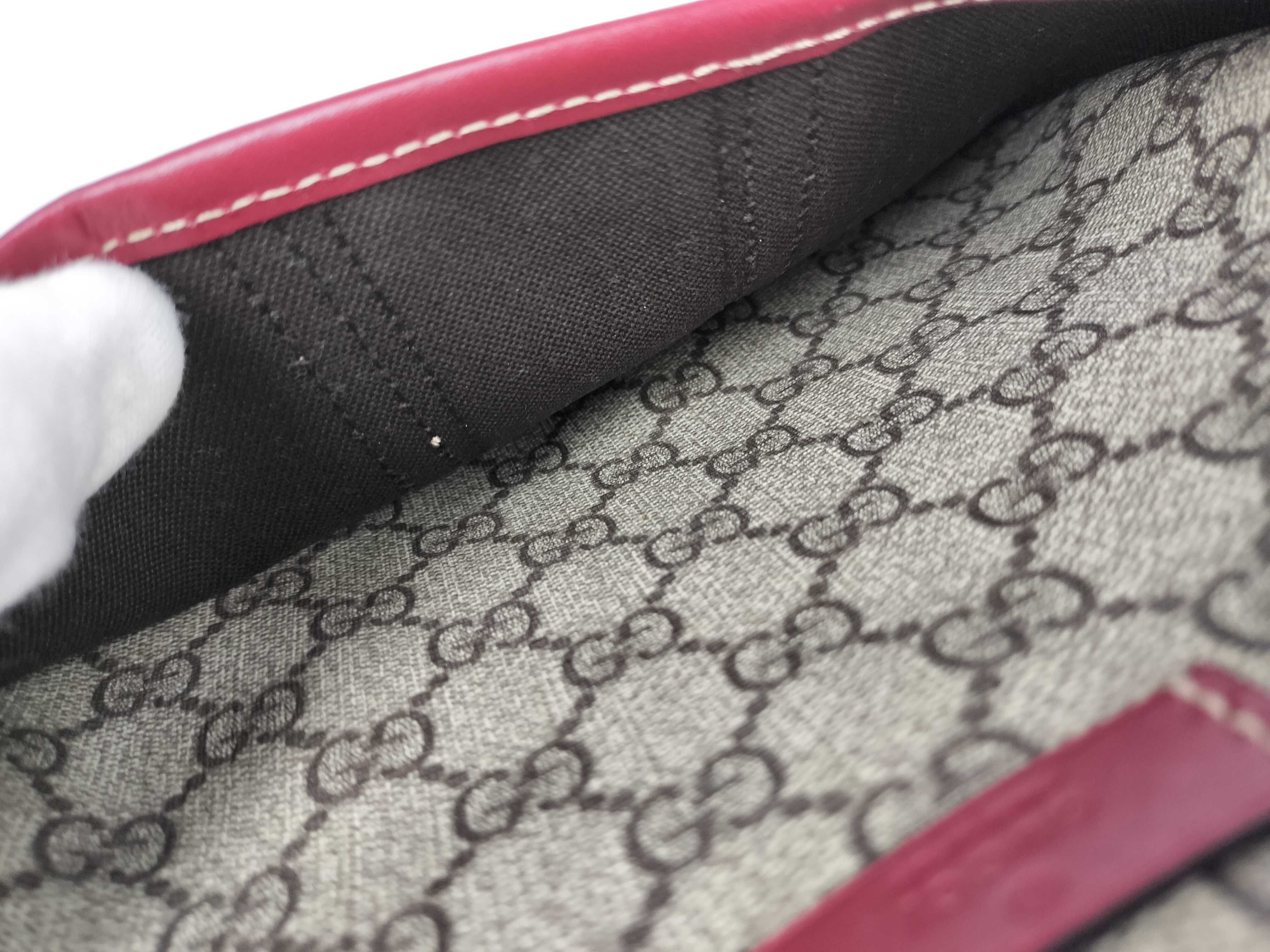 GG Supreme Sherry Shoulder Bag — view 15