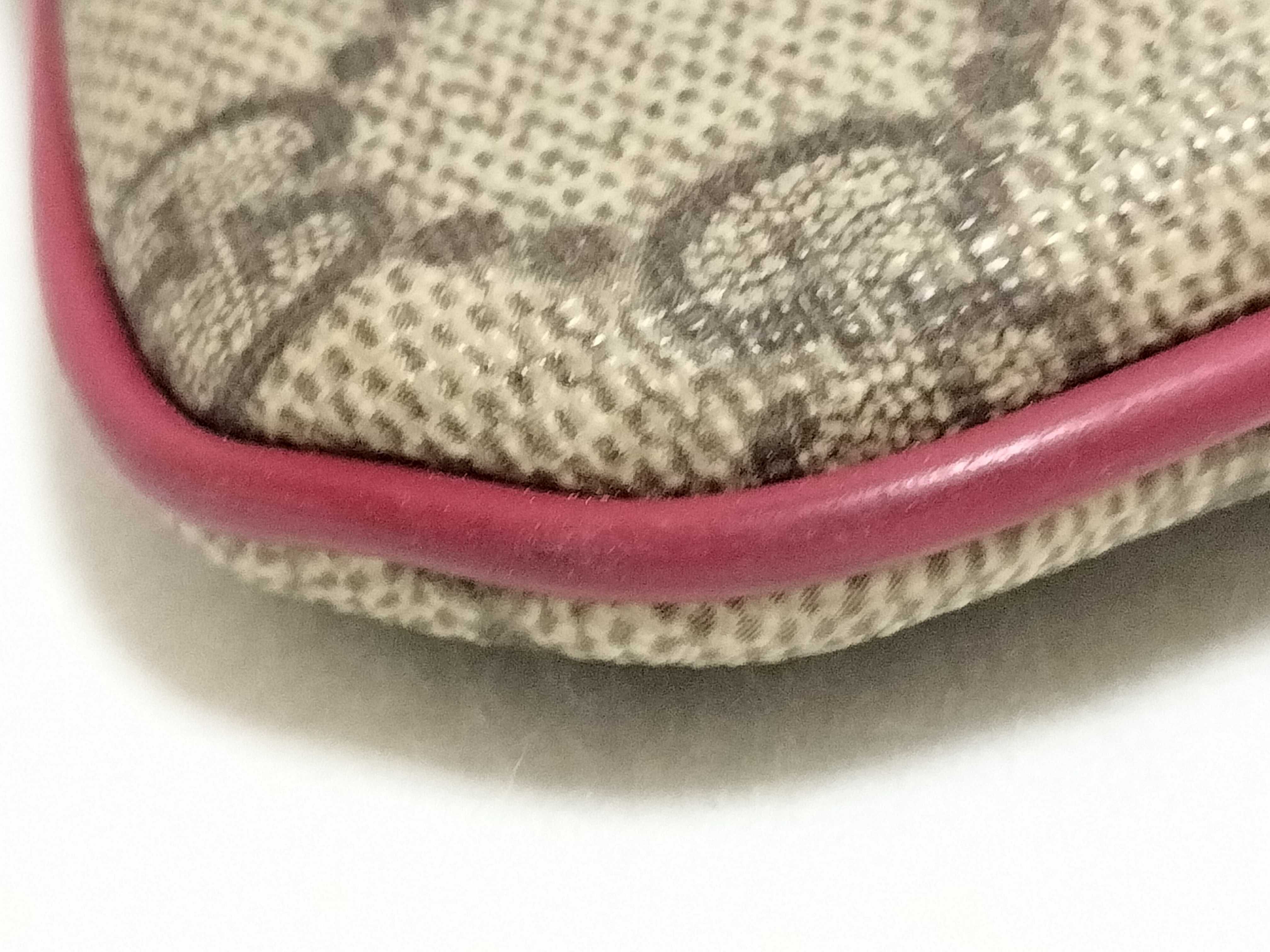 GG Supreme Sherry Shoulder Bag — view 7