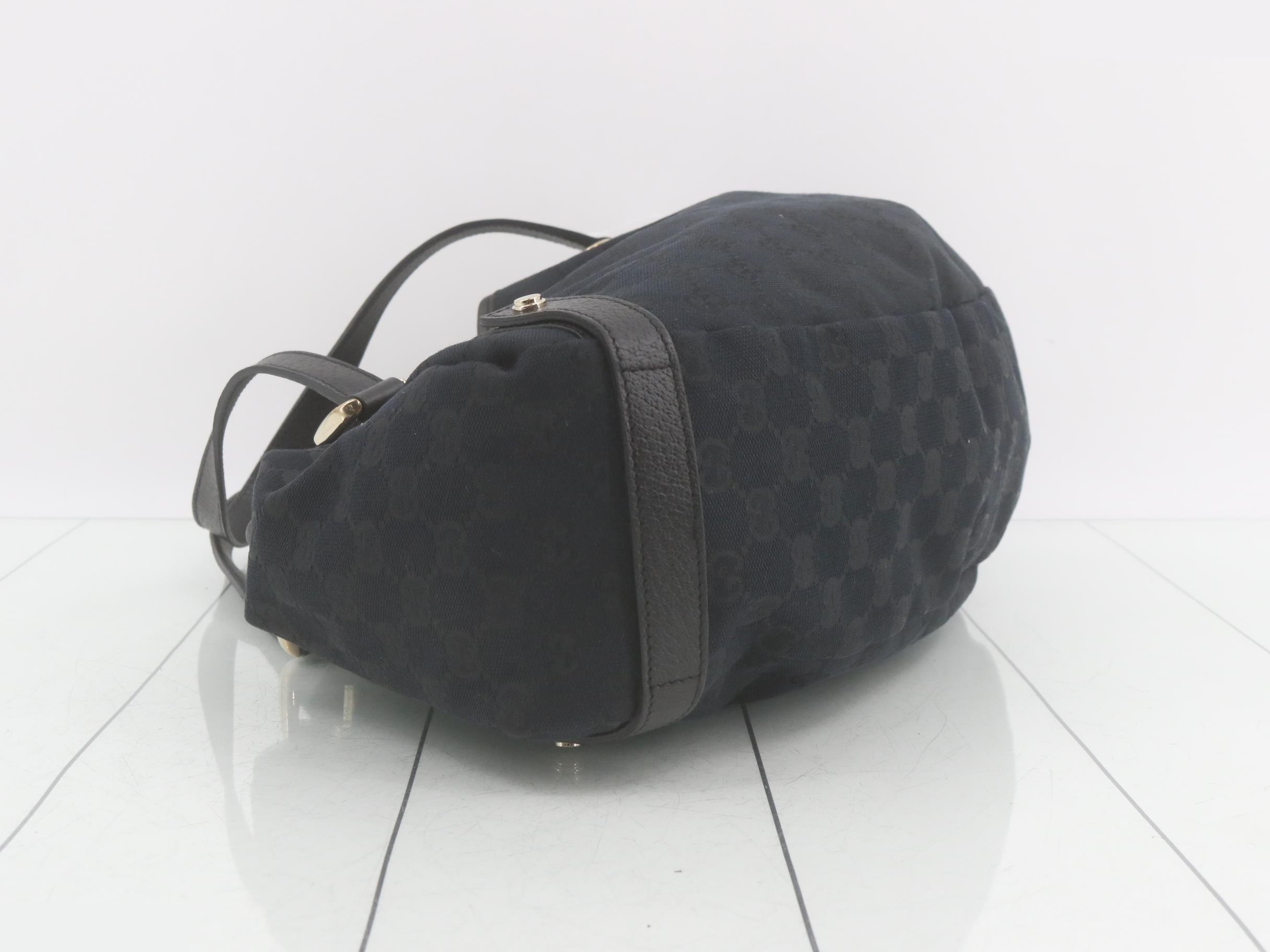 GG Canvas (Bag) - Shoulder Bag — view 5