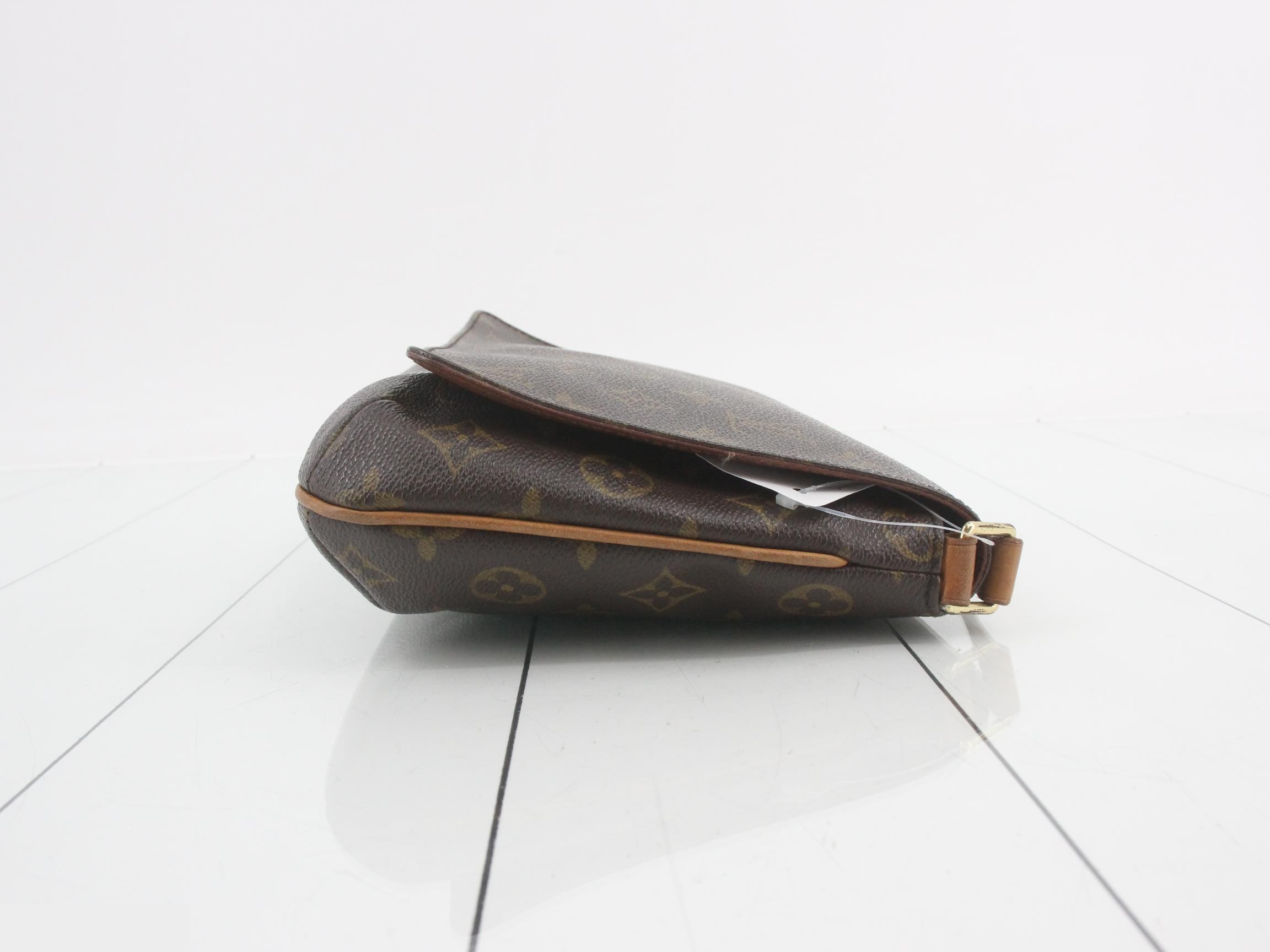 M51257 Musette Tango Short — view 3