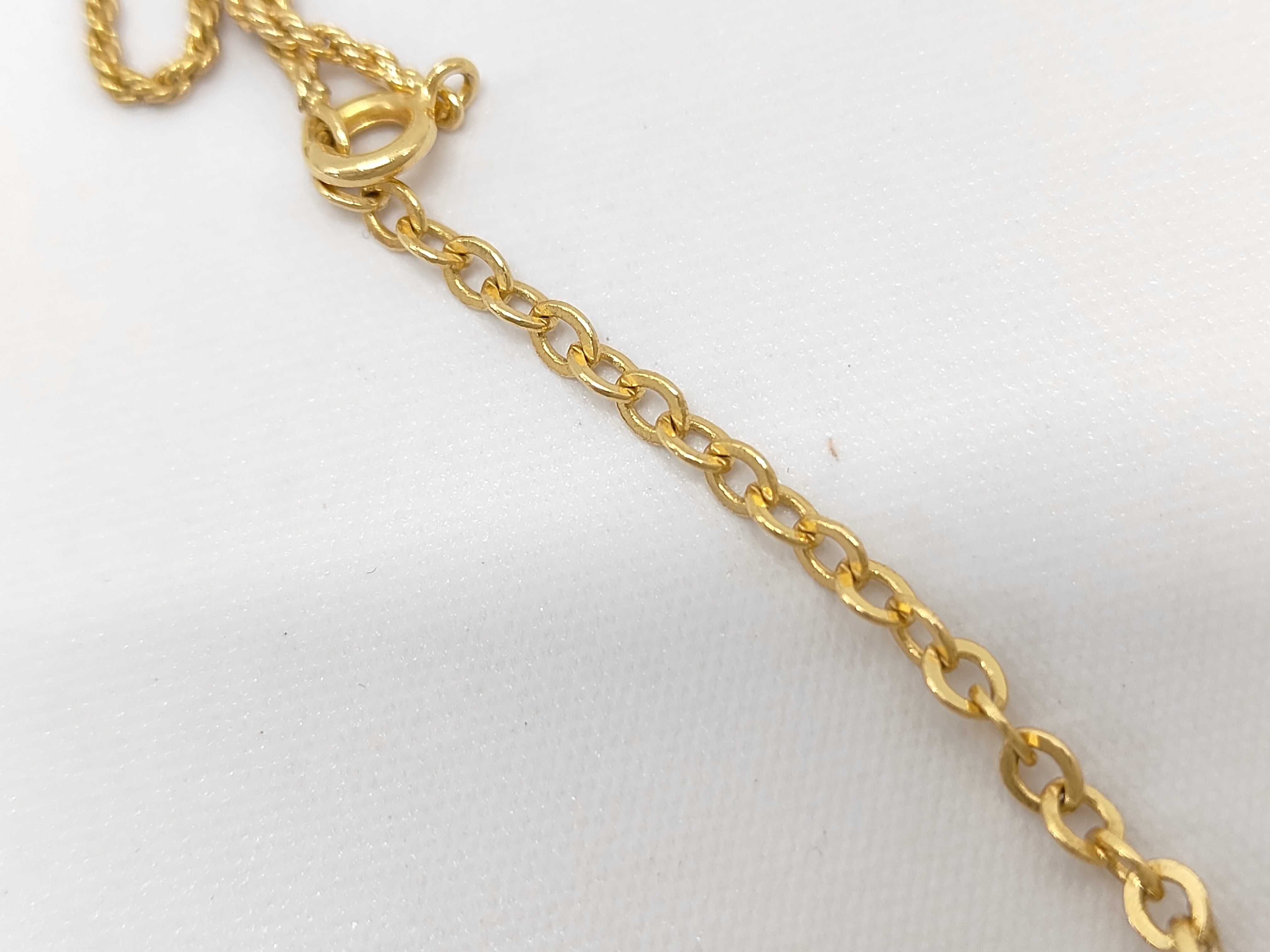 gold necklace — view 9