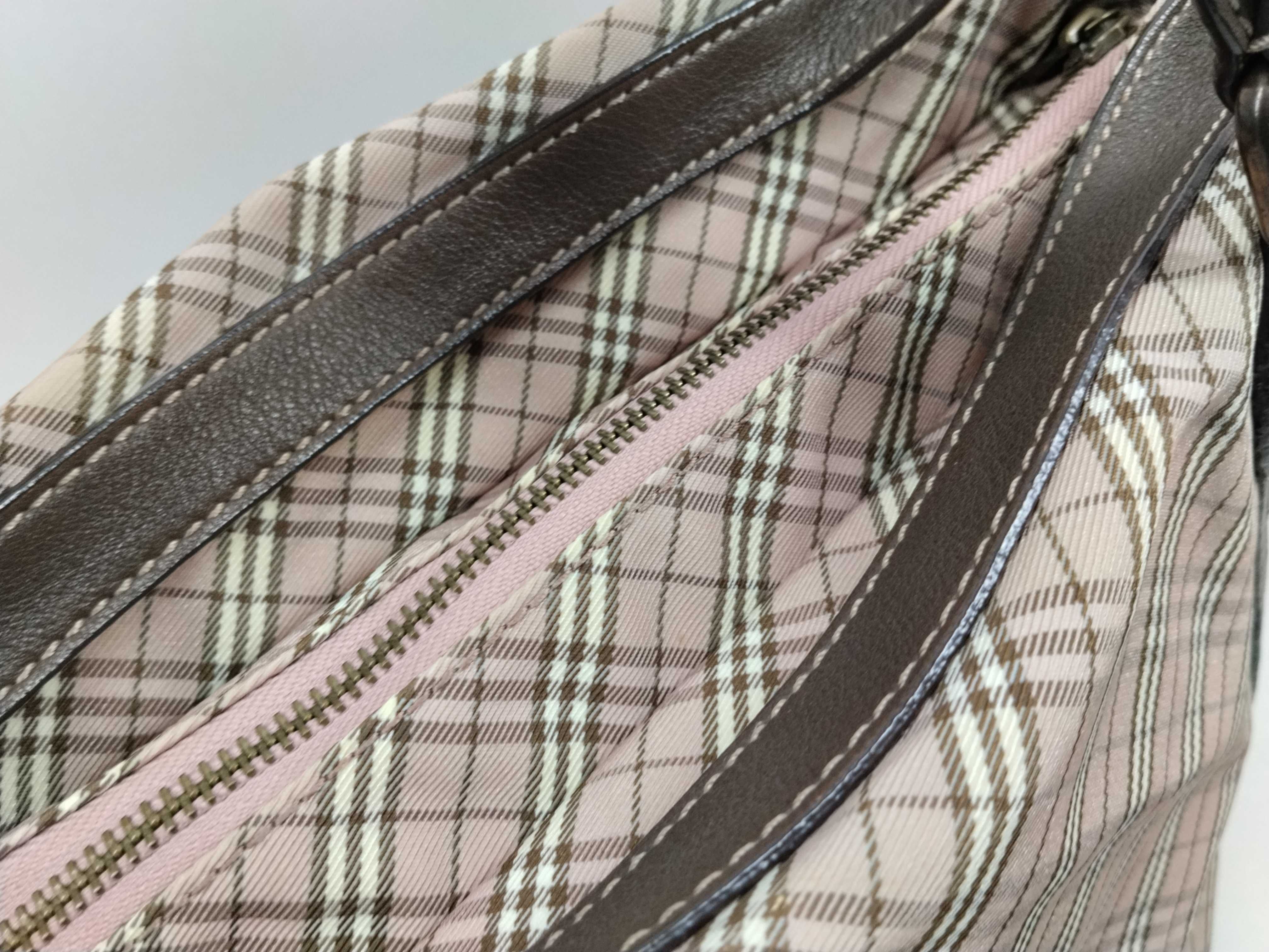 Blue Label Nova Check Tote Bag — view 5