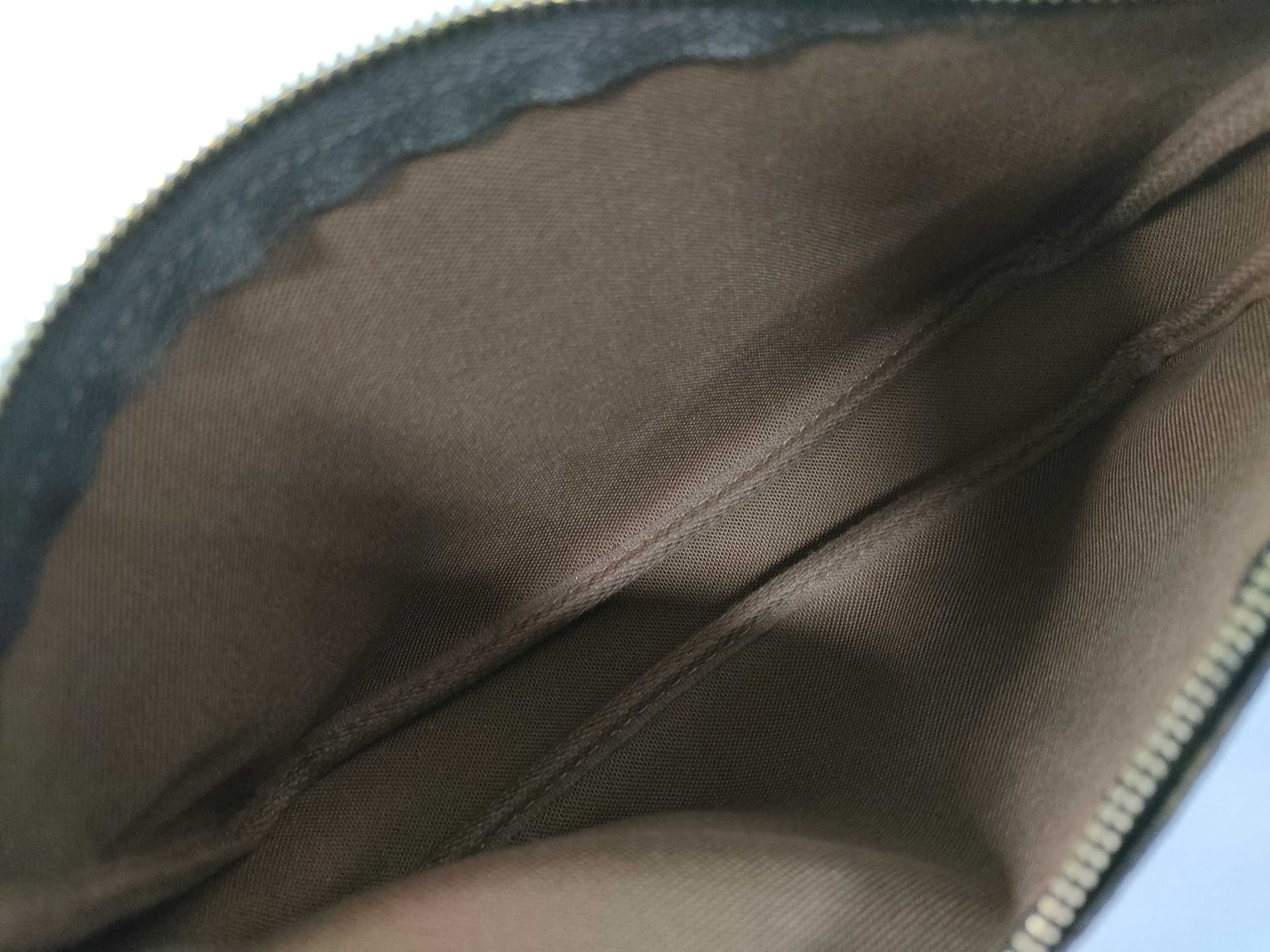 Monogram Louis Vuitton Monogram Accessoire M51980 Pouch — view 9