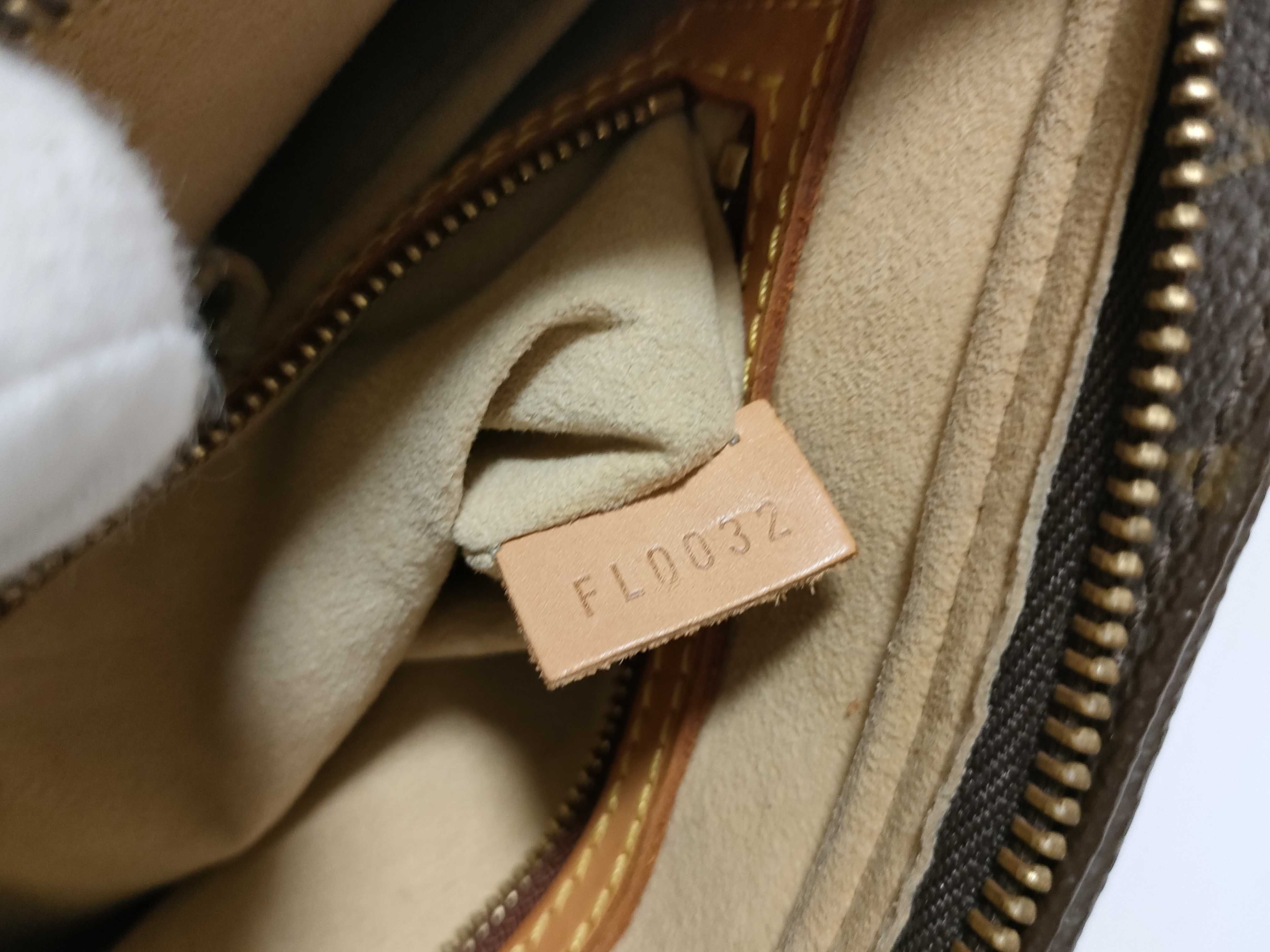 Monogram Looping MM Shoulder Bag — view 13