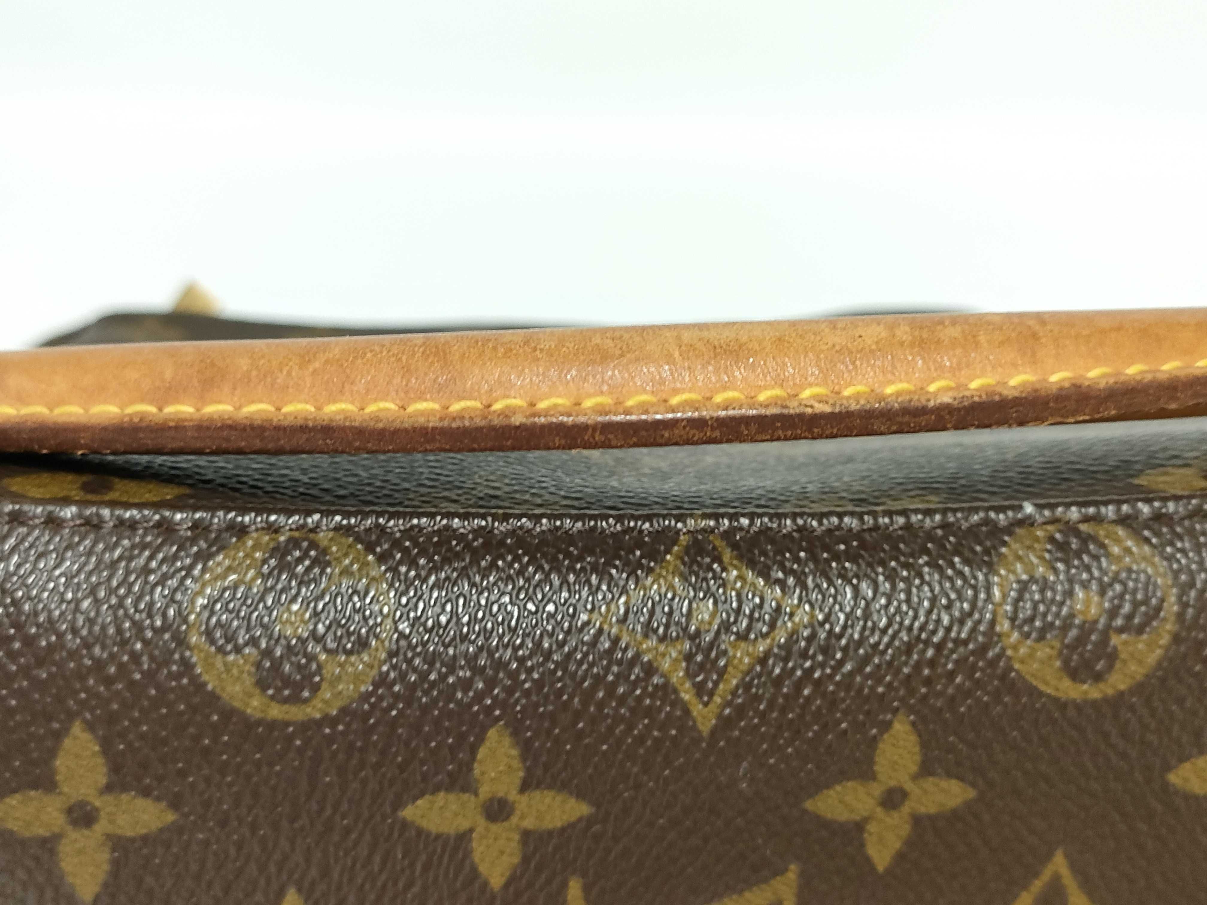 Monogram Looping MM Shoulder Bag — view 15