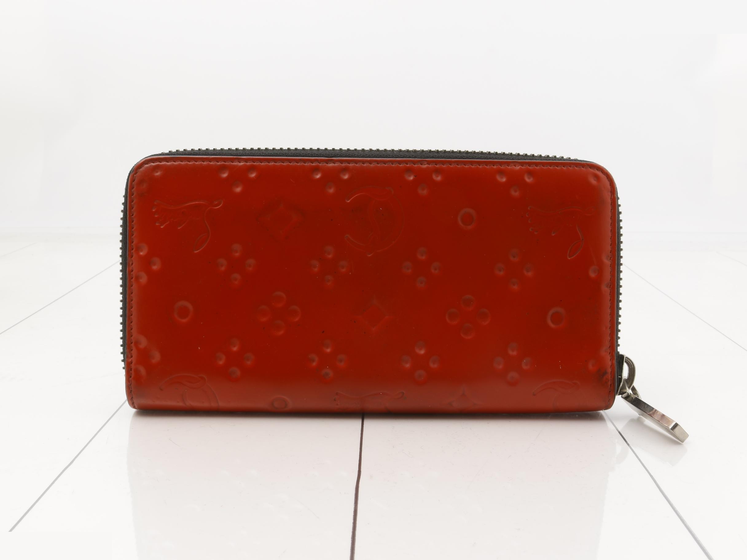 Other lines: Bags and Wallets — view 2