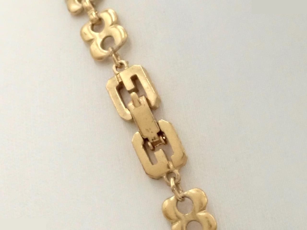 Other line: Precious metals, necklaces, pendants, neck circumference approximately 74 cm. — view 2