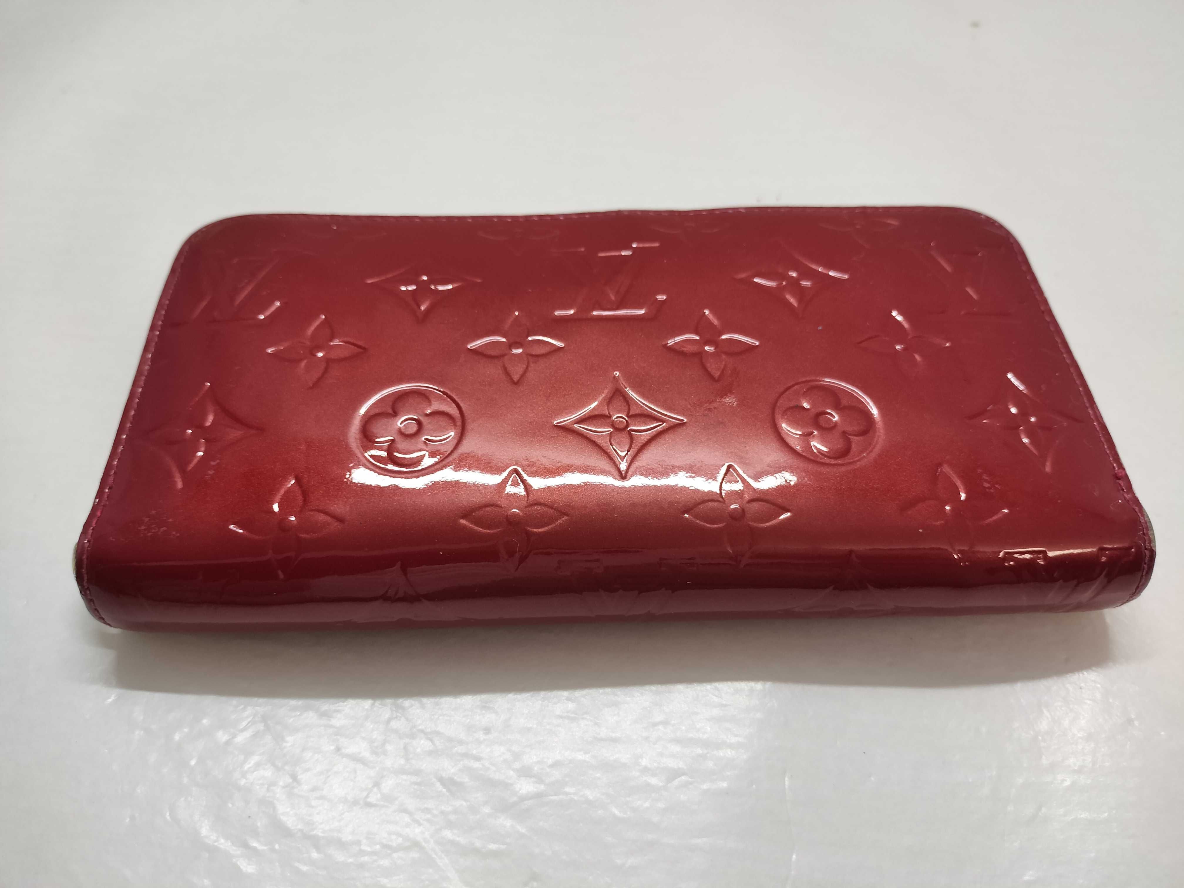 Vernis Zippy Wallet Pomme d'Amour M91981 CA2143 Wallet — view 4