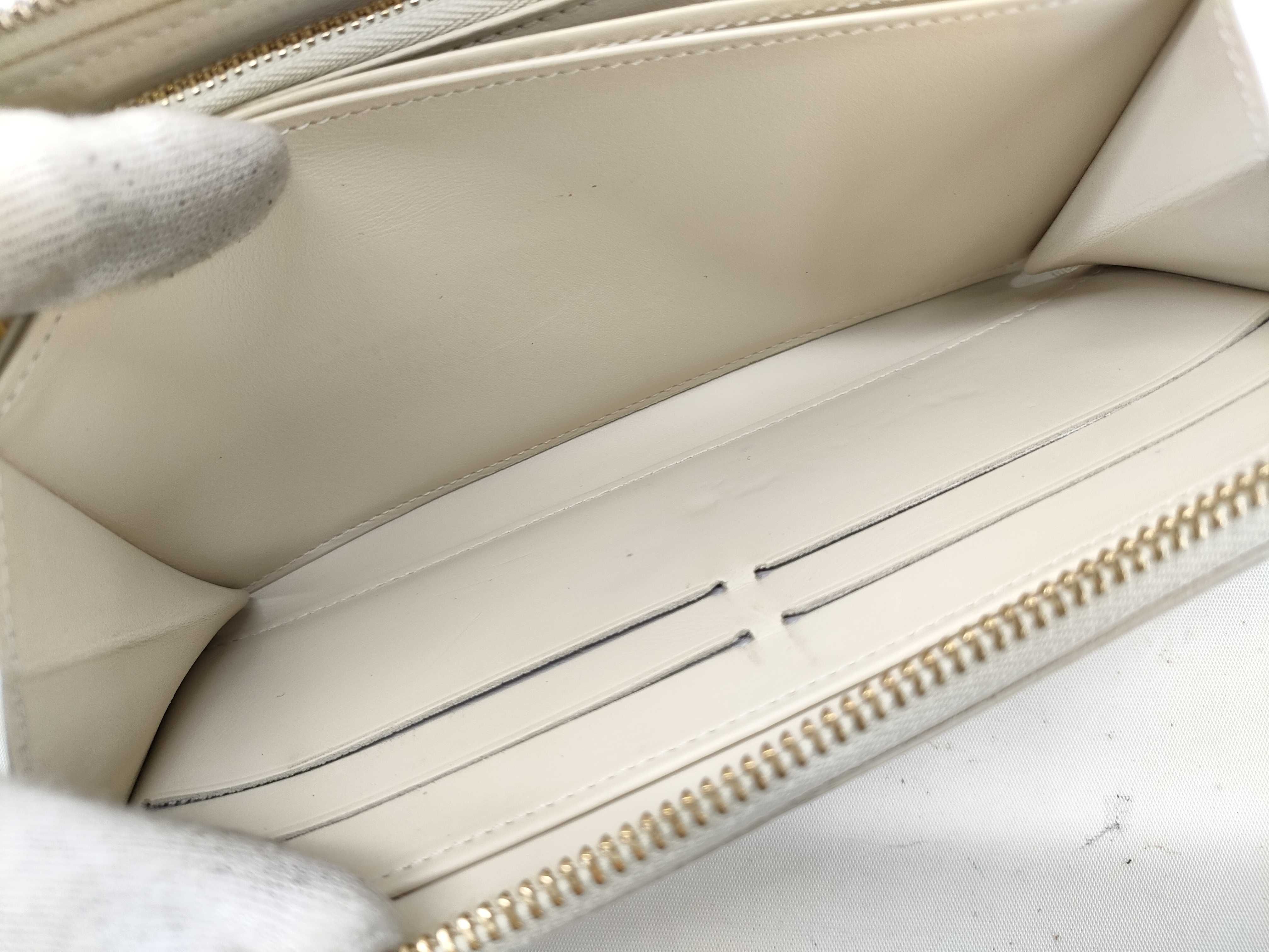 Vernis Vuitton Vernis Zippy Wallet Broncolail Wallet — view 11