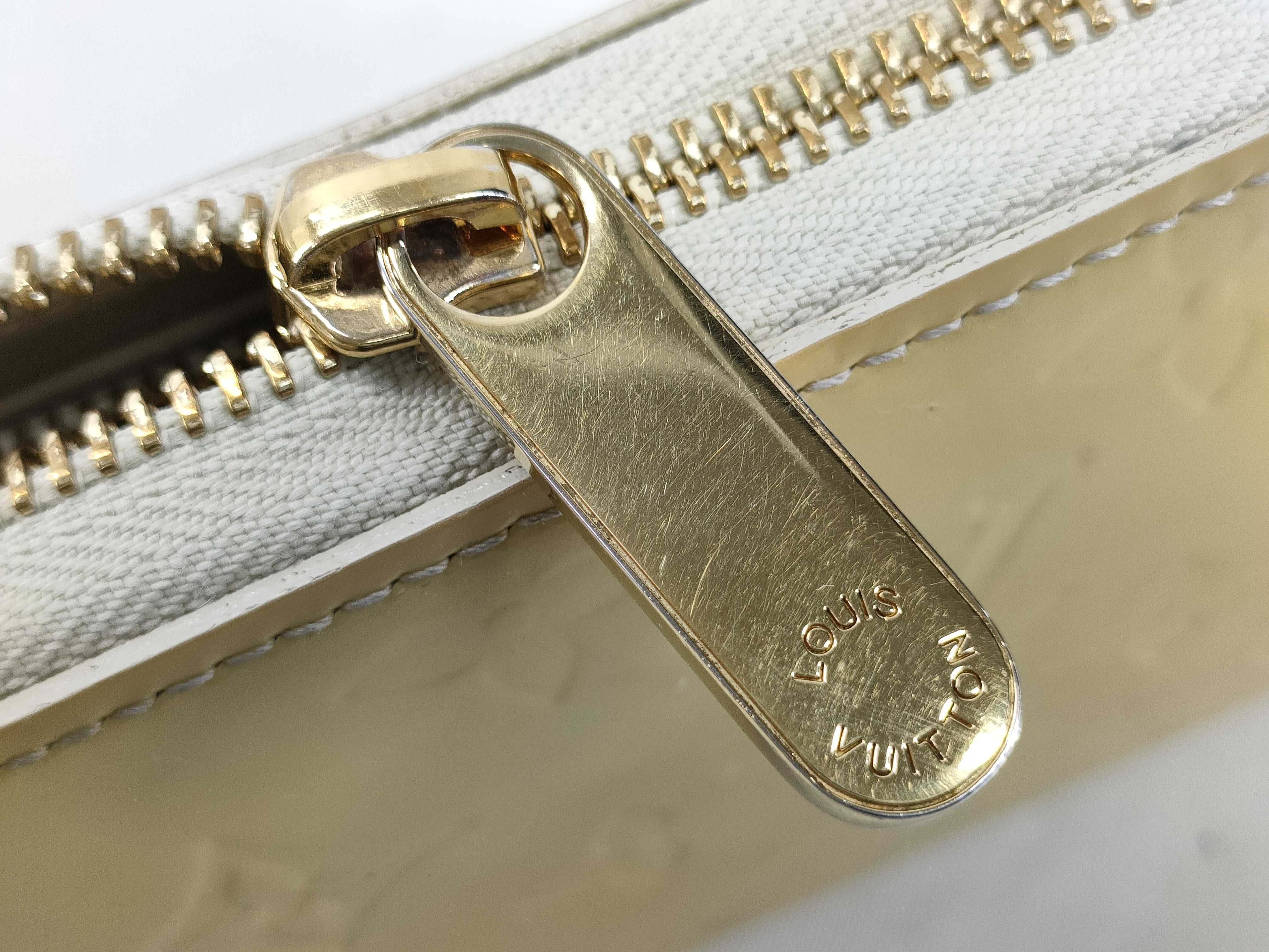 Vernis Vuitton Vernis Zippy Wallet Broncolail Wallet — view 8