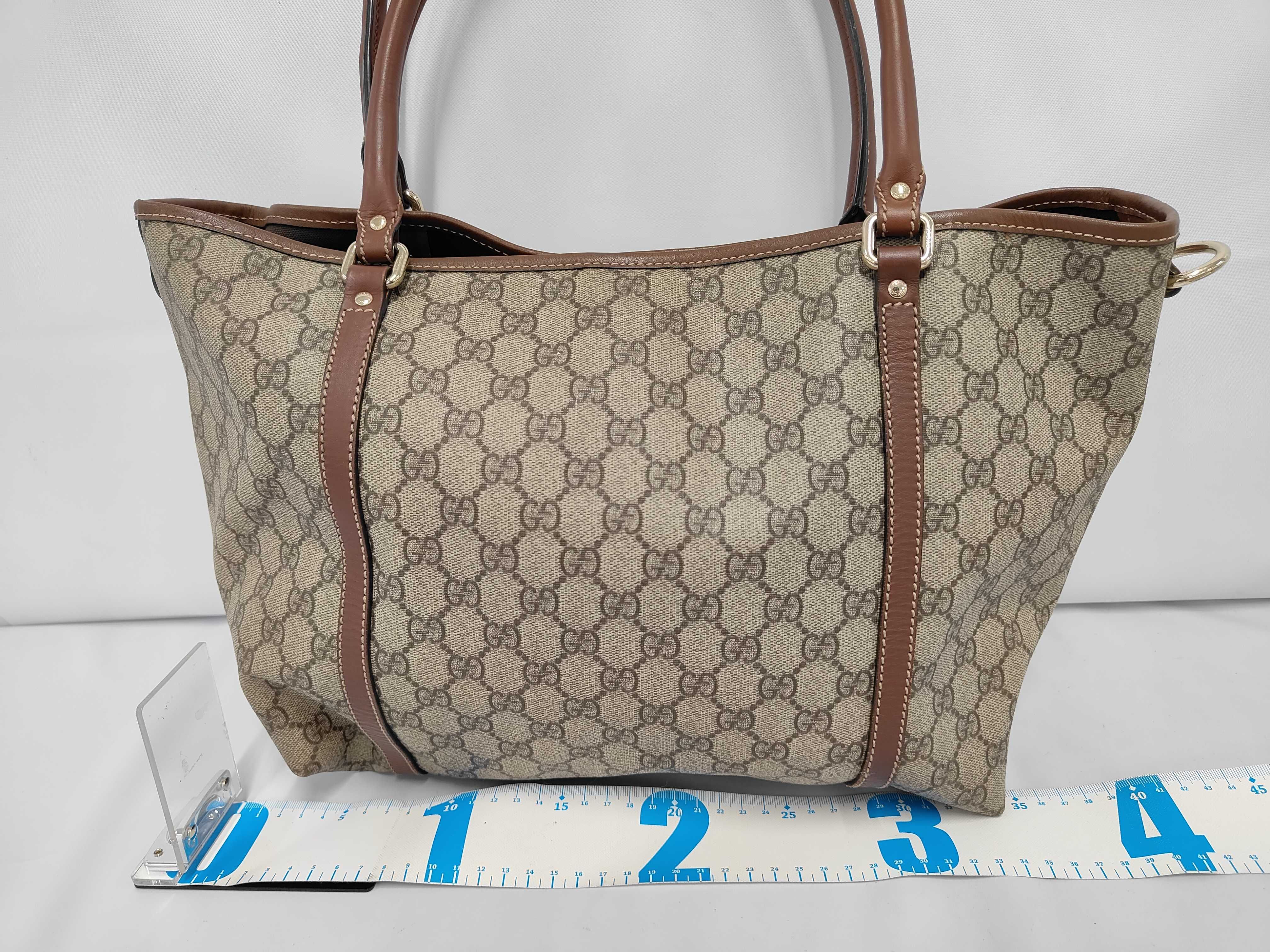 GG Supreme Tote Bag — view 2