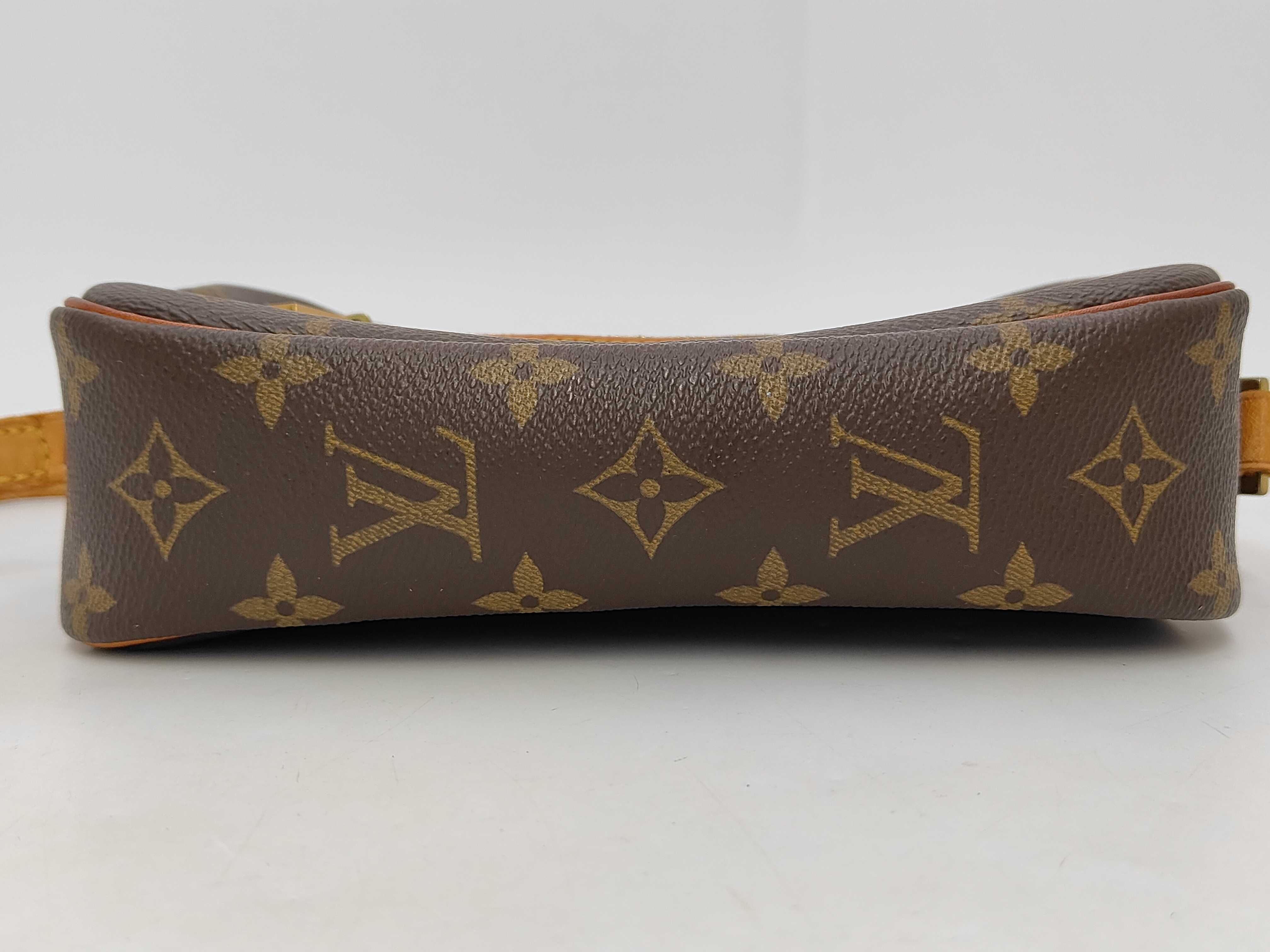 Monogram Pochette Cite MI0092 Shoulder Bag — view 6
