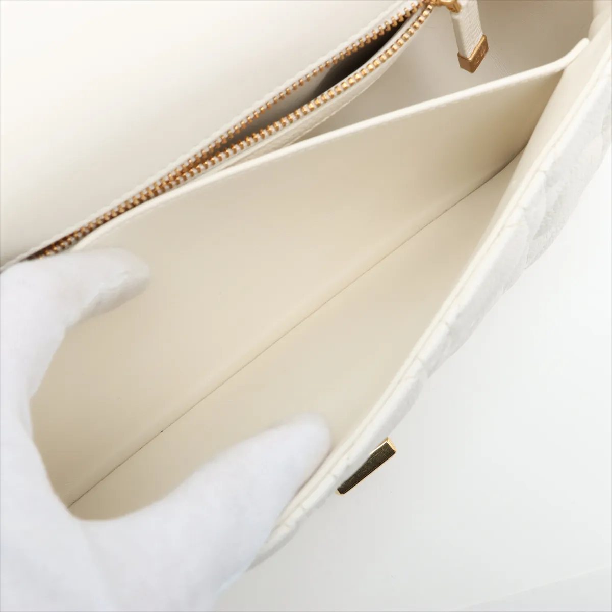 Cannage Caro Leather Chain Shoulder Bag, White — view 9