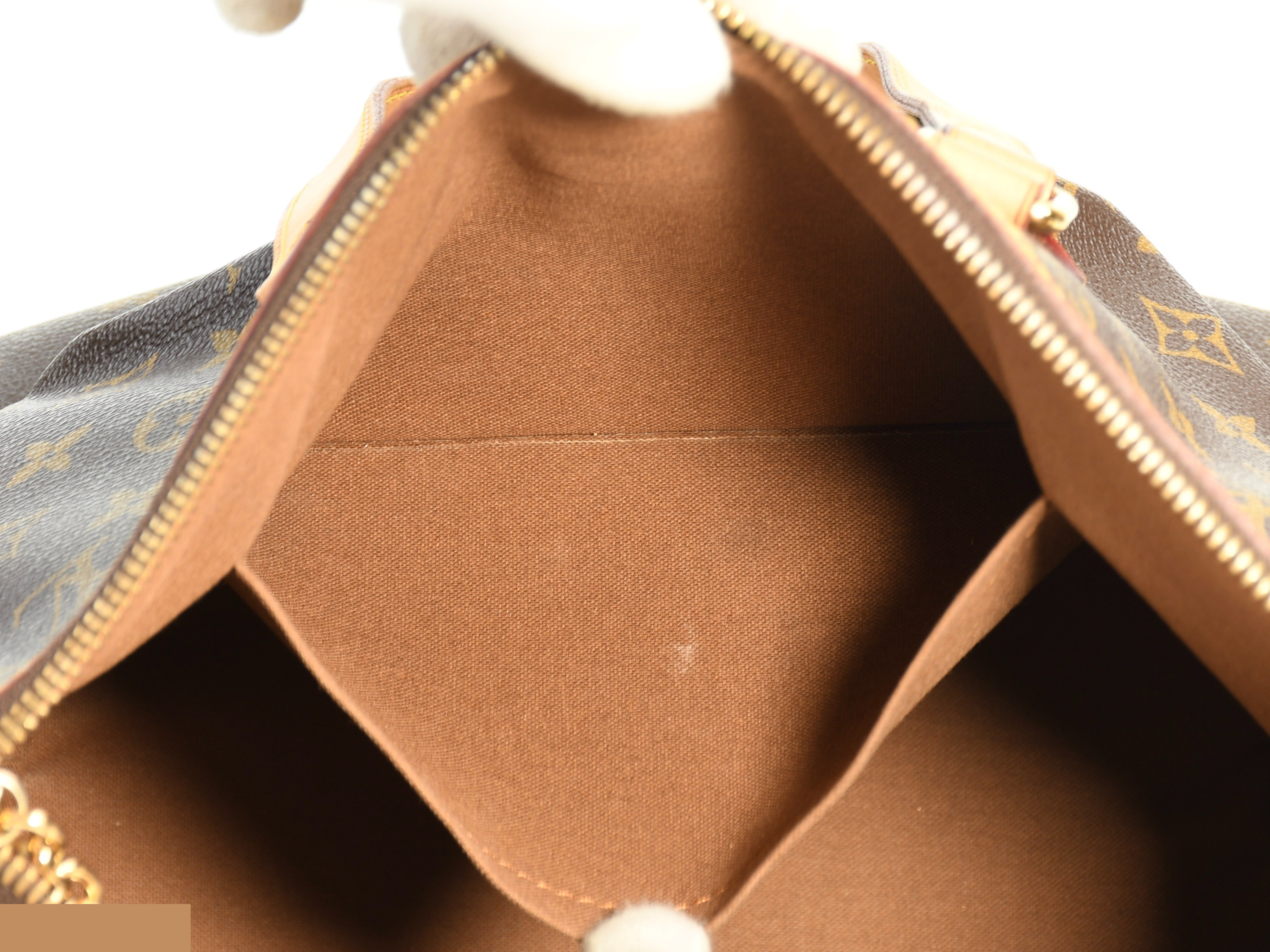 Includes strap and dust bag. Palermo PM M40145 SR4152 — view 8