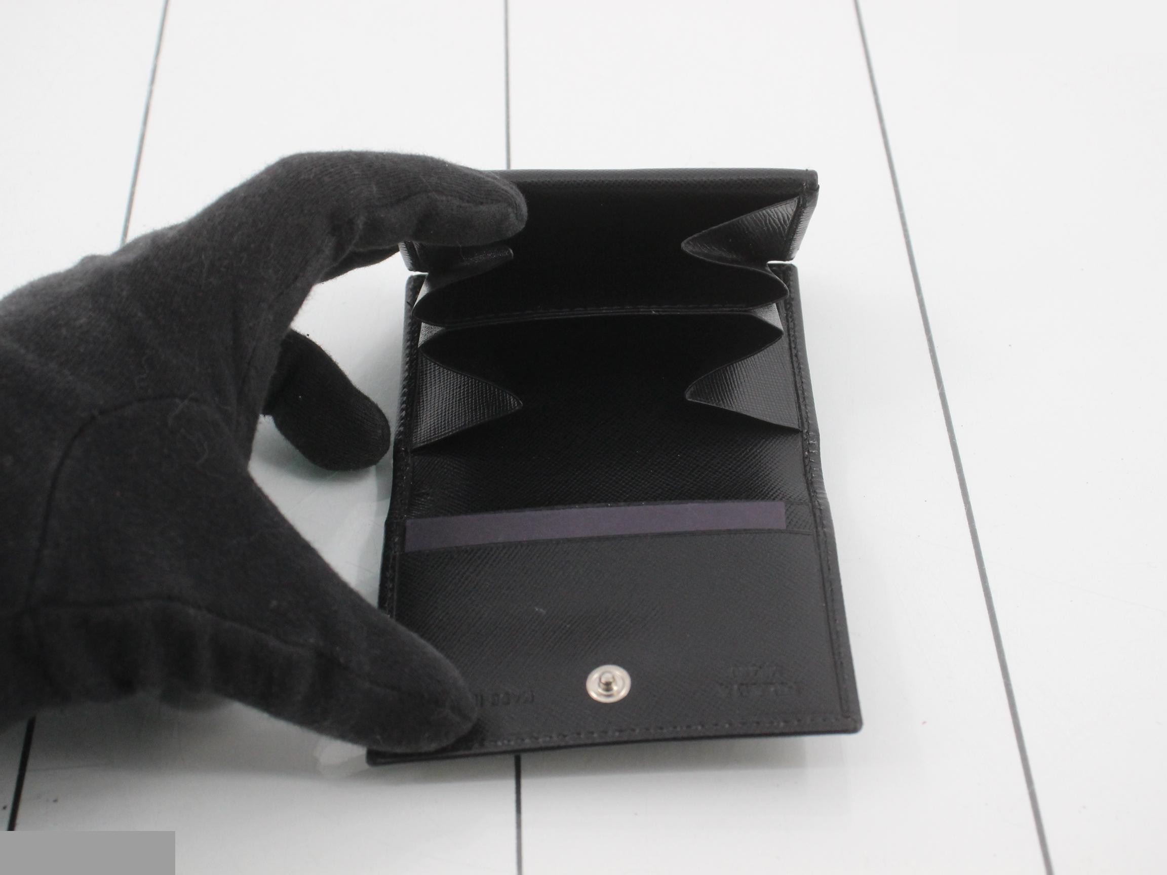 Saffiano Compact Wallet — view 4